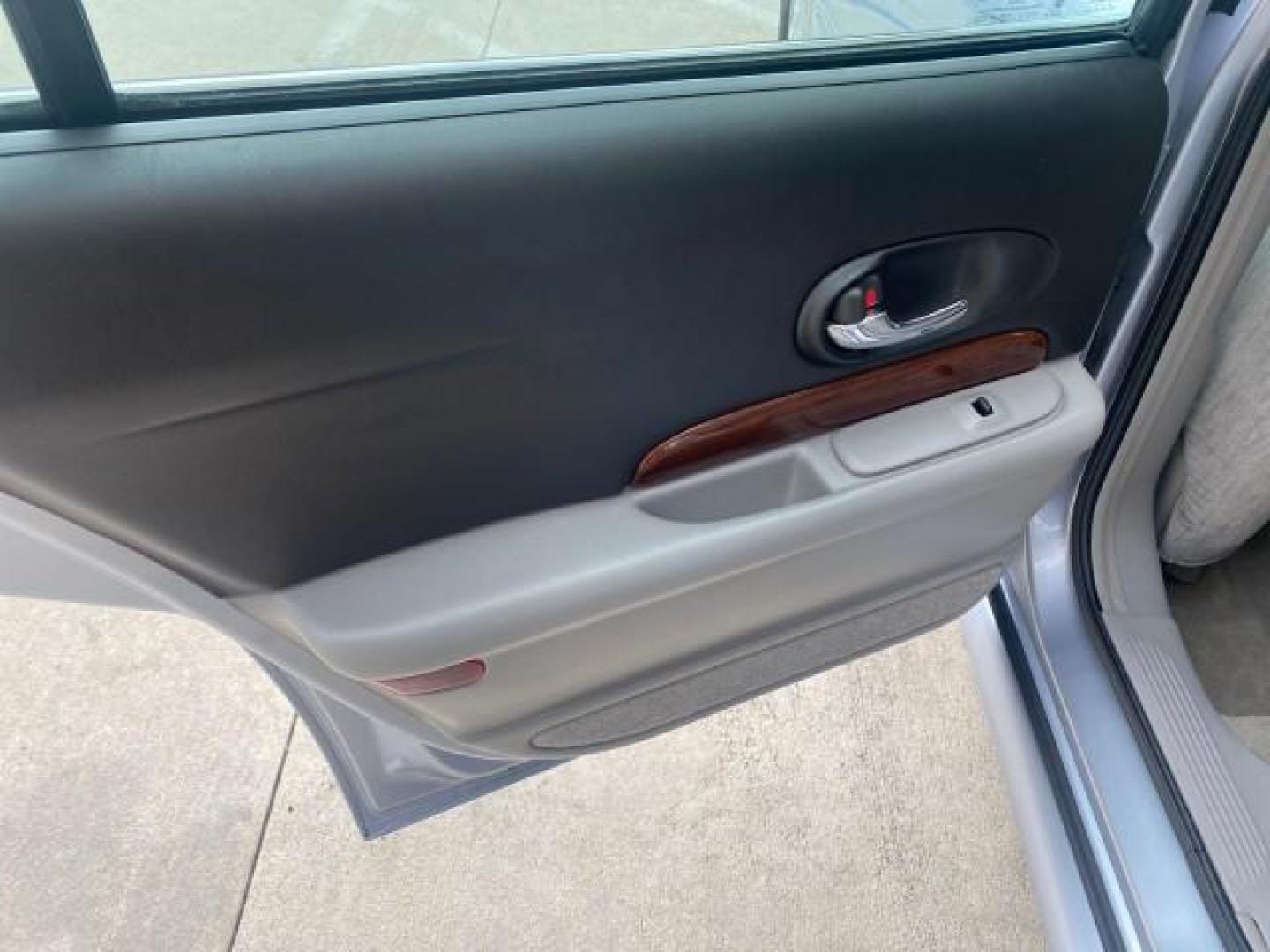 2005 Platinum Metallic /Gray Buick LeSabre Custom 1 OWNER LOW MILES 34,370 (1G4HP52K15U) with an 3.8L 3800 V6 SFI Engine engine, Automatic transmission, located at 4701 North Dixie Hwy, Pompano Beach, FL, 33064, (954) 422-2889, 26.240938, -80.123474 - OUR WEBPAGE FLORIDACARS1.COM HAS OVER 100 PHOTOS AND FREE CARFAX LINK 2005 BUICK LESABRE CUSTOM VIN: 1G4HP52K15U173399 1 G 4 H P 5 2 K 1 5 U 1 7 3 3 9 9 SEDAN 4 DR 3.8L V6 F OHV 29 MPG GASOLINE FRONT WHEEL DRIVE Top Features Alloy Wheels Cloth Seats Basic Features ABS Brakes CD Audio Power Mirrors S - Photo#60