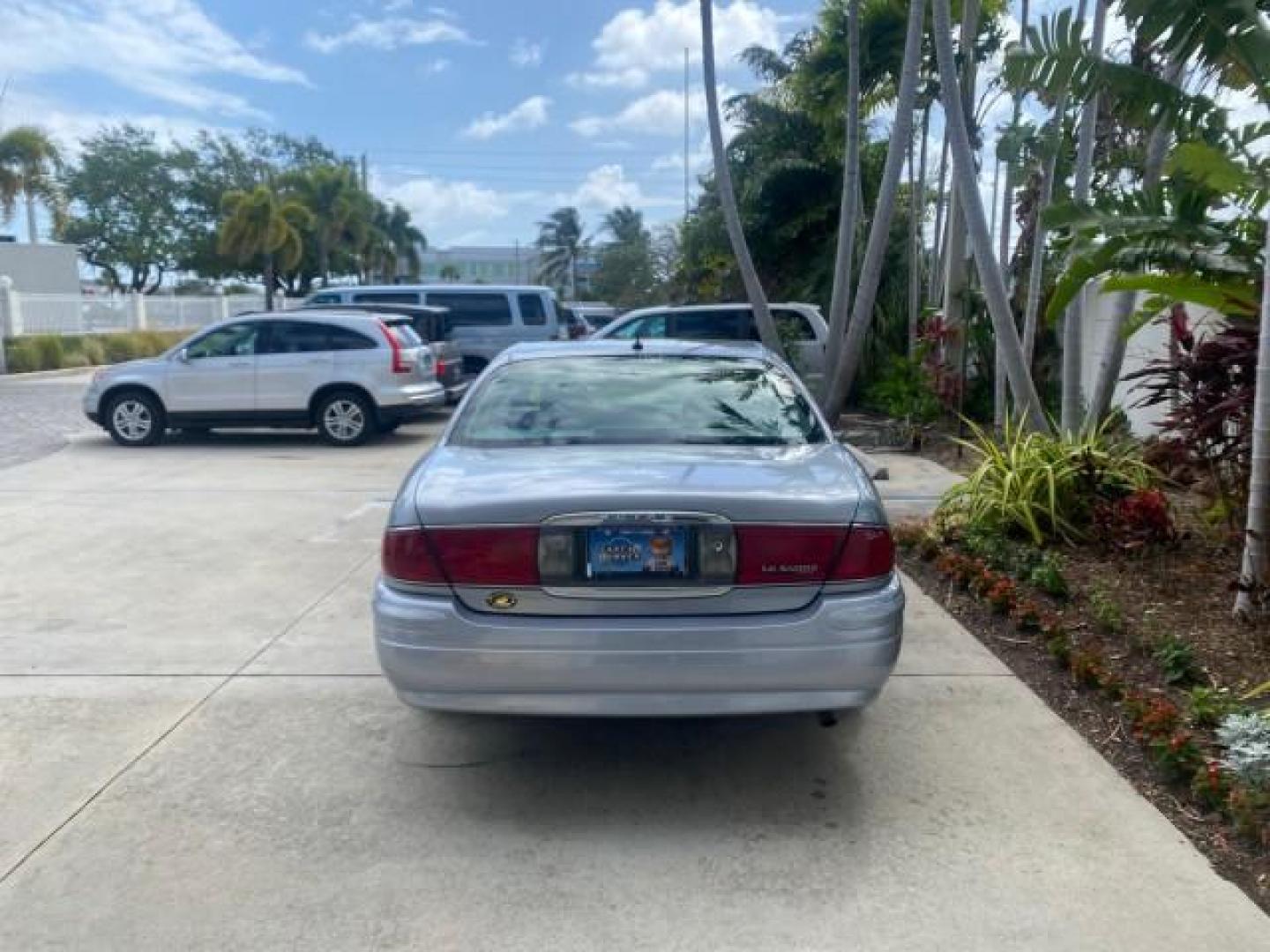 2005 Platinum Metallic /Gray Buick LeSabre Custom 1 OWNER LOW MILES 34,370 (1G4HP52K15U) with an 3.8L 3800 V6 SFI Engine engine, Automatic transmission, located at 4701 North Dixie Hwy, Pompano Beach, FL, 33064, (954) 422-2889, 26.240938, -80.123474 - OUR WEBPAGE FLORIDACARS1.COM HAS OVER 100 PHOTOS AND FREE CARFAX LINK 2005 BUICK LESABRE CUSTOM VIN: 1G4HP52K15U173399 1 G 4 H P 5 2 K 1 5 U 1 7 3 3 9 9 SEDAN 4 DR 3.8L V6 F OHV 29 MPG GASOLINE FRONT WHEEL DRIVE Top Features Alloy Wheels Cloth Seats Basic Features ABS Brakes CD Audio Power Mirrors S - Photo#6