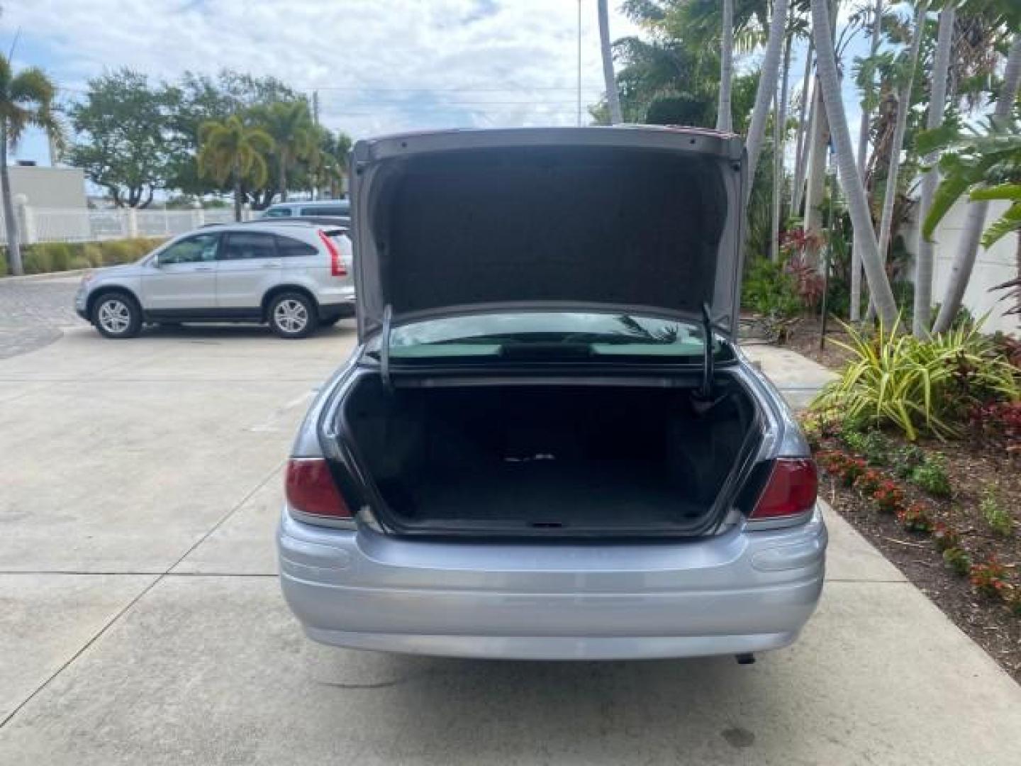 2005 Platinum Metallic /Gray Buick LeSabre Custom 1 OWNER LOW MILES 34,370 (1G4HP52K15U) with an 3.8L 3800 V6 SFI Engine engine, Automatic transmission, located at 4701 North Dixie Hwy, Pompano Beach, FL, 33064, (954) 422-2889, 26.240938, -80.123474 - OUR WEBPAGE FLORIDACARS1.COM HAS OVER 100 PHOTOS AND FREE CARFAX LINK 2005 BUICK LESABRE CUSTOM VIN: 1G4HP52K15U173399 1 G 4 H P 5 2 K 1 5 U 1 7 3 3 9 9 SEDAN 4 DR 3.8L V6 F OHV 29 MPG GASOLINE FRONT WHEEL DRIVE Top Features Alloy Wheels Cloth Seats Basic Features ABS Brakes CD Audio Power Mirrors S - Photo#75