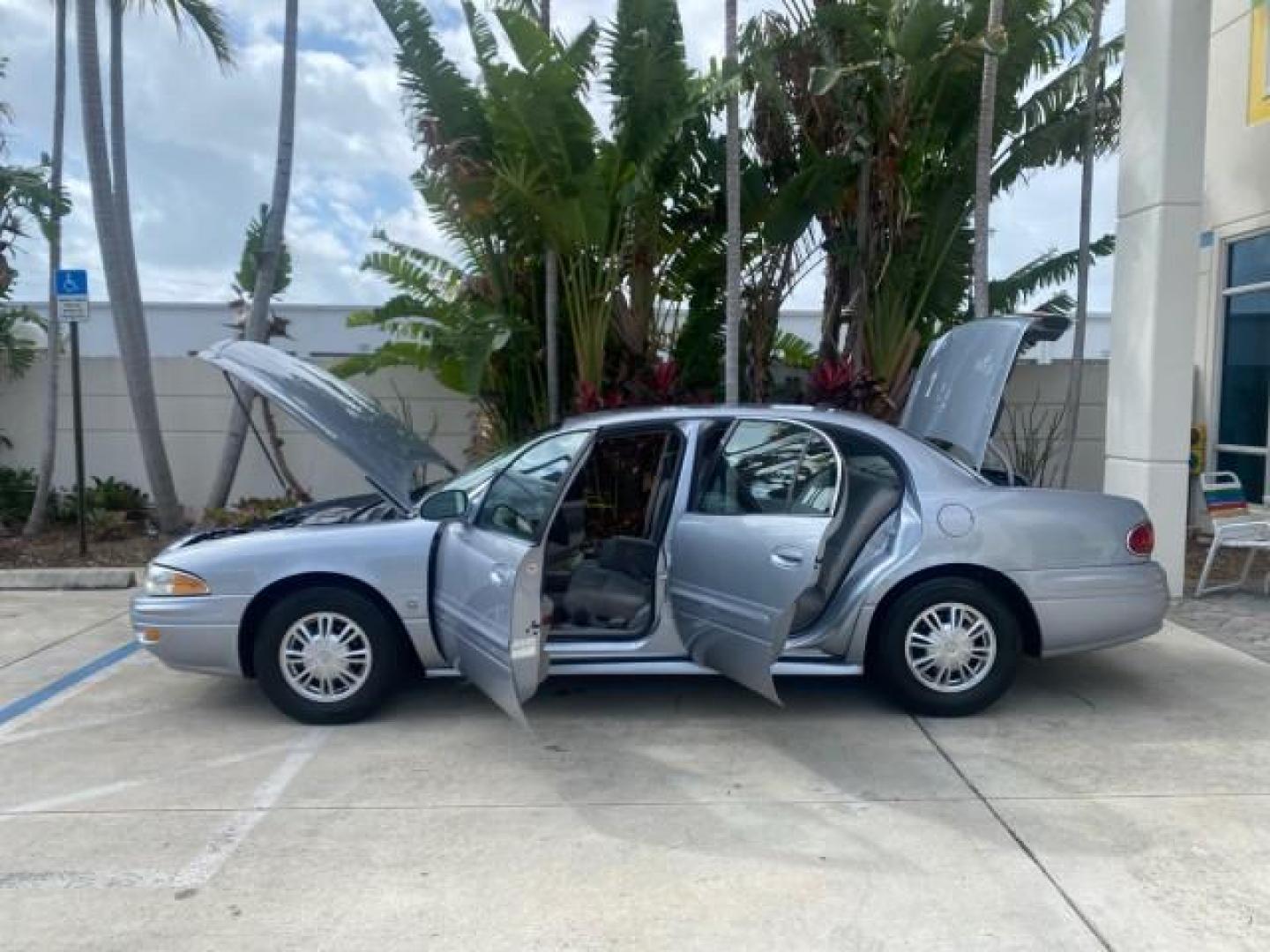 2005 Platinum Metallic /Gray Buick LeSabre Custom 1 OWNER LOW MILES 34,370 (1G4HP52K15U) with an 3.8L 3800 V6 SFI Engine engine, Automatic transmission, located at 4701 North Dixie Hwy, Pompano Beach, FL, 33064, (954) 422-2889, 26.240938, -80.123474 - OUR WEBPAGE FLORIDACARS1.COM HAS OVER 100 PHOTOS AND FREE CARFAX LINK 2005 BUICK LESABRE CUSTOM VIN: 1G4HP52K15U173399 1 G 4 H P 5 2 K 1 5 U 1 7 3 3 9 9 SEDAN 4 DR 3.8L V6 F OHV 29 MPG GASOLINE FRONT WHEEL DRIVE Top Features Alloy Wheels Cloth Seats Basic Features ABS Brakes CD Audio Power Mirrors S - Photo#8