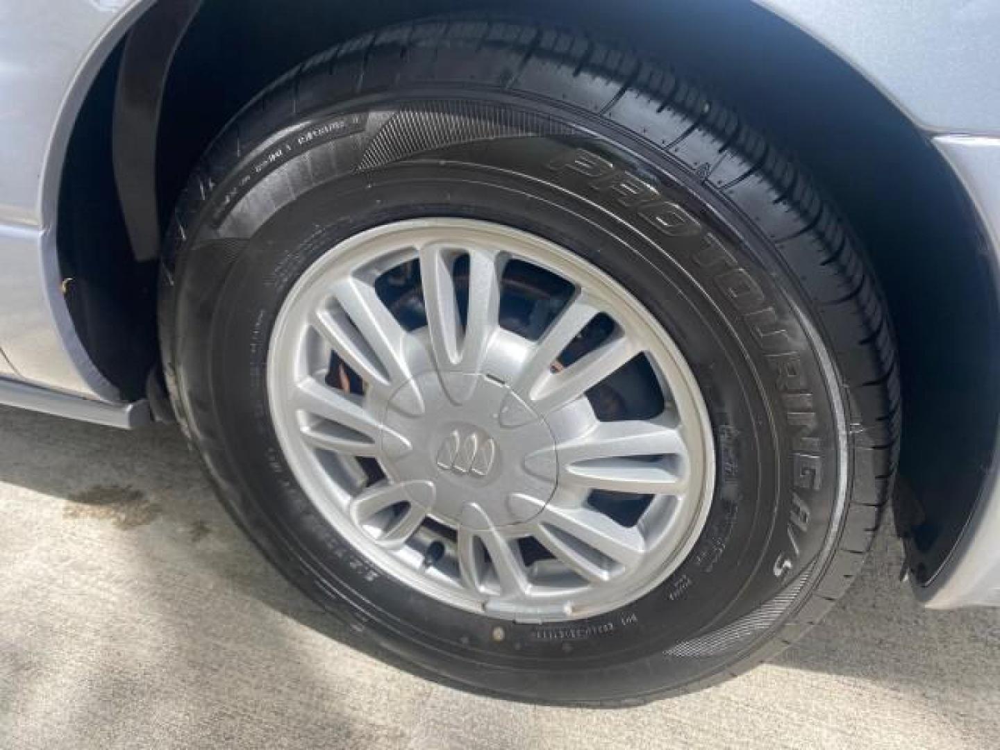 2005 Platinum Metallic /Gray Buick LeSabre Custom 1 OWNER LOW MILES 34,370 (1G4HP52K15U) with an 3.8L 3800 V6 SFI Engine engine, Automatic transmission, located at 4701 North Dixie Hwy, Pompano Beach, FL, 33064, (954) 422-2889, 26.240938, -80.123474 - OUR WEBPAGE FLORIDACARS1.COM HAS OVER 100 PHOTOS AND FREE CARFAX LINK 2005 BUICK LESABRE CUSTOM VIN: 1G4HP52K15U173399 1 G 4 H P 5 2 K 1 5 U 1 7 3 3 9 9 SEDAN 4 DR 3.8L V6 F OHV 29 MPG GASOLINE FRONT WHEEL DRIVE Top Features Alloy Wheels Cloth Seats Basic Features ABS Brakes CD Audio Power Mirrors S - Photo#98