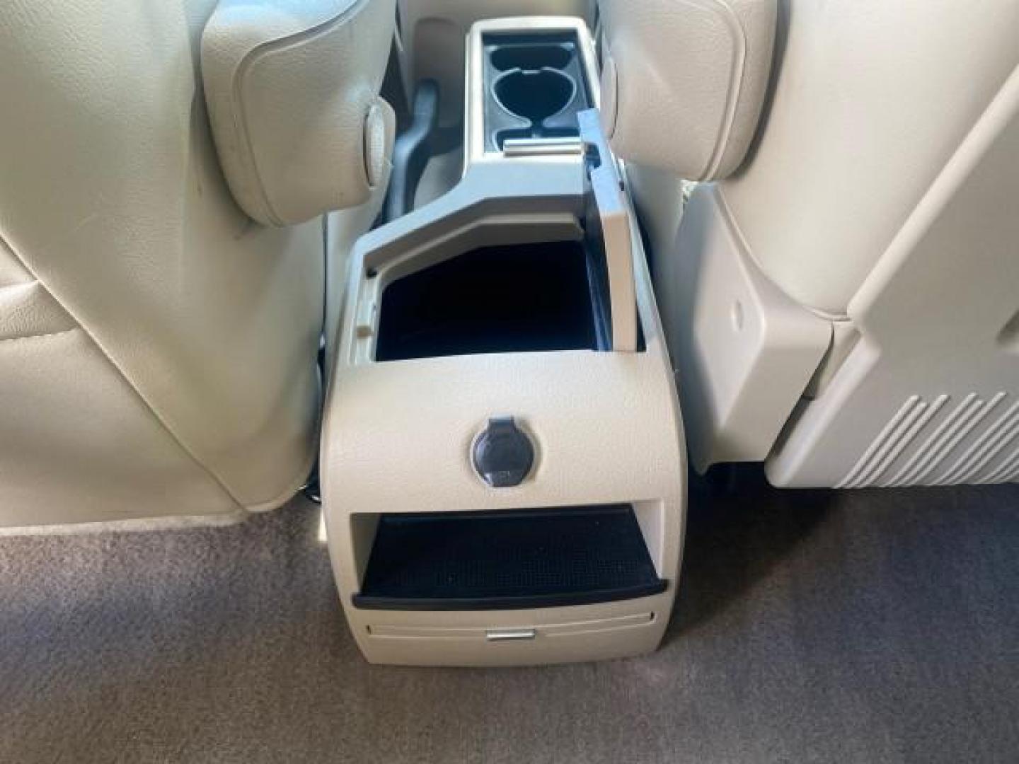 2007 Black Onyx /Tan Saturn VUE V6 3.5 L HONDA LOW MILES 64,743 (5GZCZ53407S) with an 3.5L SOHC MFI 24-Valve V6 Engine engine, Automatic transmission, located at 4701 North Dixie Hwy, Pompano Beach, FL, 33064, (954) 422-2889, 26.240938, -80.123474 - OUR WEBPAGE FLORIDACARS1.COM HAS OVER 100 PHOTOS AND FREE CARFAX LINK 2007 SATURN VUE VIN: 5GZCZ53407S854479 5 G Z C Z 5 3 4 0 7 S 8 5 4 4 7 9 4 DOOR WAGON/SPORT UTILITY 3.5L V6 F FACTORY HONDA CRV MOTOR GASOLINE 29 MPG FRONT WHEEL DRIVE Top Features Alloy Wheels Satellite Radio Ready Front Seat Hea - Photo#66