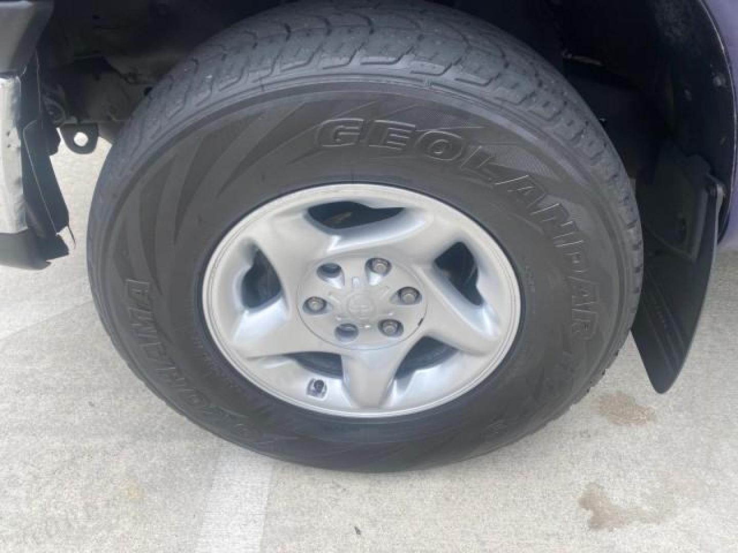 2000 Stellar Blue Pearl /Gray Toyota Tundra V8 SR5 FLORIDA LIKE NEW (5TBRT3410YS) with an 4.7L DOHC EFI 32-Valve V8 i-Force Engine engine, Automatic transmission, located at 4701 North Dixie Hwy, Pompano Beach, FL, 33064, (954) 422-2889, 26.240938, -80.123474 - OUR WEBPAGE FLORIDACARS1.COM HAS OVER 100 PHOTOS AND FREE CARFAX LINK 2000 TOYOTA TUNDRA SR5 VIN: 5TBRT3410YS002335 5 T B R T 3 4 1 0 Y S 0 0 2 3 3 5 4 DOOR EXTENDED CAB PICKUP 4.7L V8 F DOHC 32V GASOLINE REAR WHEEL DRIVE Highlighted Features Bed Liner Cloth Seats ABS Brakes Automatic Transmission P - Photo#19
