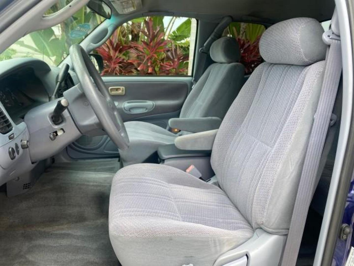 2000 Stellar Blue Pearl /Gray Toyota Tundra V8 SR5 FLORIDA LIKE NEW (5TBRT3410YS) with an 4.7L DOHC EFI 32-Valve V8 i-Force Engine engine, Automatic transmission, located at 4701 North Dixie Hwy, Pompano Beach, FL, 33064, (954) 422-2889, 26.240938, -80.123474 - OUR WEBPAGE FLORIDACARS1.COM HAS OVER 100 PHOTOS AND FREE CARFAX LINK 2000 TOYOTA TUNDRA SR5 VIN: 5TBRT3410YS002335 5 T B R T 3 4 1 0 Y S 0 0 2 3 3 5 4 DOOR EXTENDED CAB PICKUP 4.7L V8 F DOHC 32V GASOLINE REAR WHEEL DRIVE Highlighted Features Bed Liner Cloth Seats ABS Brakes Automatic Transmission P - Photo#34