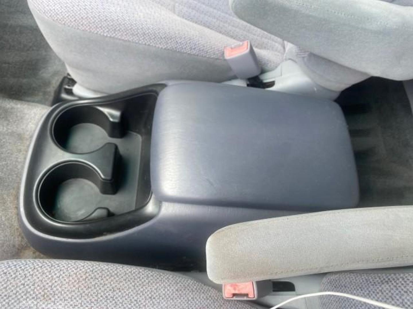 2000 Stellar Blue Pearl /Gray Toyota Tundra V8 SR5 FLORIDA LIKE NEW (5TBRT3410YS) with an 4.7L DOHC EFI 32-Valve V8 i-Force Engine engine, Automatic transmission, located at 4701 North Dixie Hwy, Pompano Beach, FL, 33064, (954) 422-2889, 26.240938, -80.123474 - OUR WEBPAGE FLORIDACARS1.COM HAS OVER 100 PHOTOS AND FREE CARFAX LINK 2000 TOYOTA TUNDRA SR5 VIN: 5TBRT3410YS002335 5 T B R T 3 4 1 0 Y S 0 0 2 3 3 5 4 DOOR EXTENDED CAB PICKUP 4.7L V8 F DOHC 32V GASOLINE REAR WHEEL DRIVE Highlighted Features Bed Liner Cloth Seats ABS Brakes Automatic Transmission P - Photo#54
