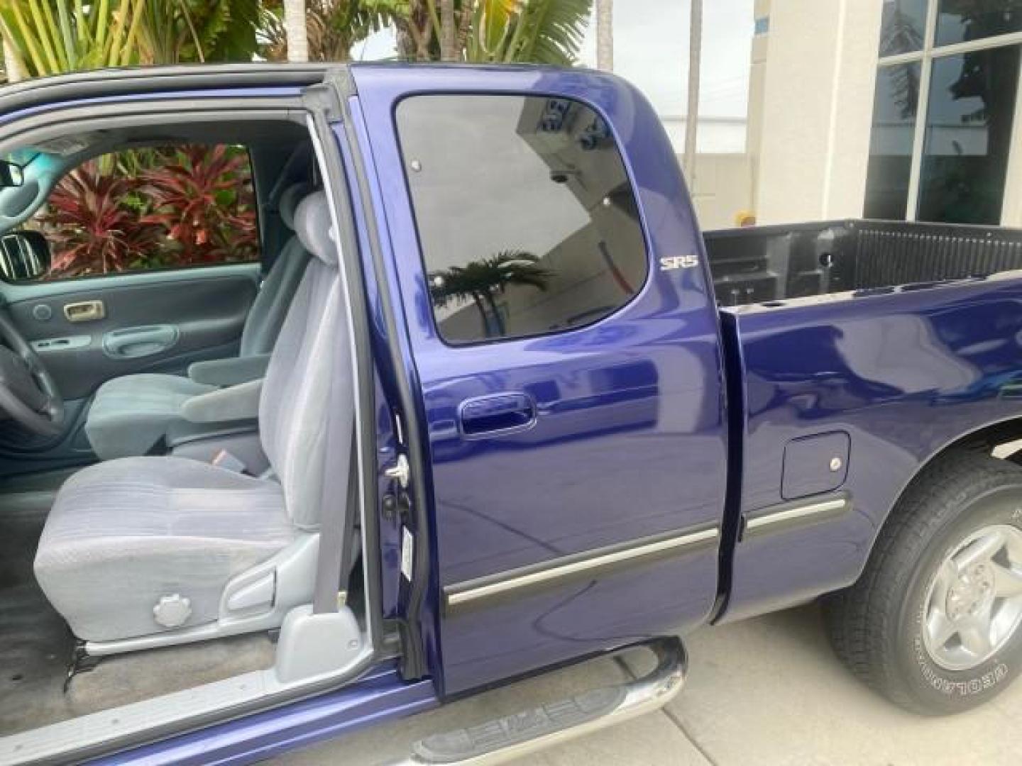 2000 Stellar Blue Pearl /Gray Toyota Tundra V8 SR5 FLORIDA LIKE NEW (5TBRT3410YS) with an 4.7L DOHC EFI 32-Valve V8 i-Force Engine engine, Automatic transmission, located at 4701 North Dixie Hwy, Pompano Beach, FL, 33064, (954) 422-2889, 26.240938, -80.123474 - OUR WEBPAGE FLORIDACARS1.COM HAS OVER 100 PHOTOS AND FREE CARFAX LINK 2000 TOYOTA TUNDRA SR5 VIN: 5TBRT3410YS002335 5 T B R T 3 4 1 0 Y S 0 0 2 3 3 5 4 DOOR EXTENDED CAB PICKUP 4.7L V8 F DOHC 32V GASOLINE REAR WHEEL DRIVE Highlighted Features Bed Liner Cloth Seats ABS Brakes Automatic Transmission P - Photo#56