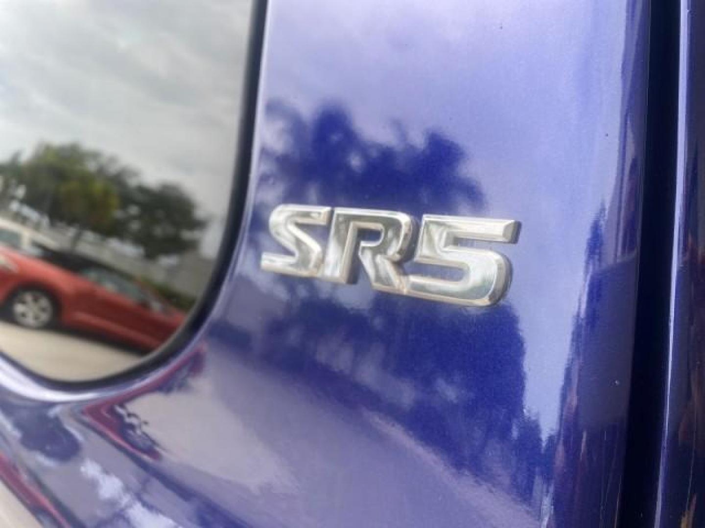 2000 Stellar Blue Pearl /Gray Toyota Tundra V8 SR5 FLORIDA LIKE NEW (5TBRT3410YS) with an 4.7L DOHC EFI 32-Valve V8 i-Force Engine engine, Automatic transmission, located at 4701 North Dixie Hwy, Pompano Beach, FL, 33064, (954) 422-2889, 26.240938, -80.123474 - OUR WEBPAGE FLORIDACARS1.COM HAS OVER 100 PHOTOS AND FREE CARFAX LINK 2000 TOYOTA TUNDRA SR5 VIN: 5TBRT3410YS002335 5 T B R T 3 4 1 0 Y S 0 0 2 3 3 5 4 DOOR EXTENDED CAB PICKUP 4.7L V8 F DOHC 32V GASOLINE REAR WHEEL DRIVE Highlighted Features Bed Liner Cloth Seats ABS Brakes Automatic Transmission P - Photo#65
