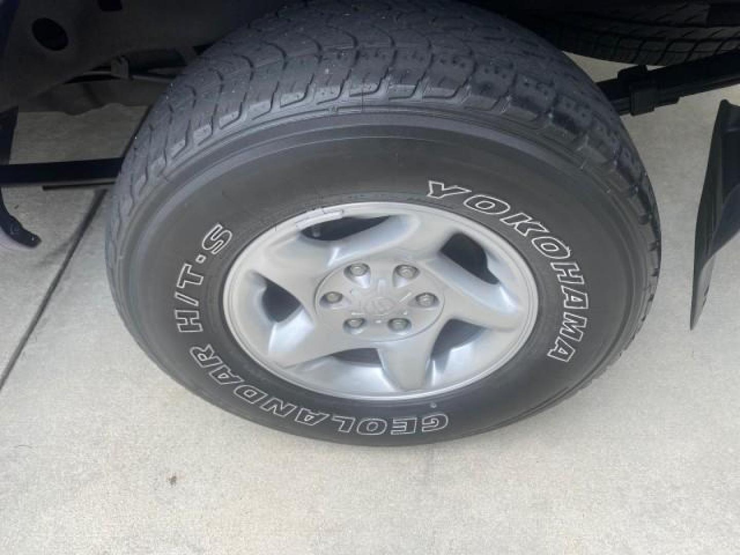 2000 Stellar Blue Pearl /Gray Toyota Tundra V8 SR5 FLORIDA LIKE NEW (5TBRT3410YS) with an 4.7L DOHC EFI 32-Valve V8 i-Force Engine engine, Automatic transmission, located at 4701 North Dixie Hwy, Pompano Beach, FL, 33064, (954) 422-2889, 26.240938, -80.123474 - OUR WEBPAGE FLORIDACARS1.COM HAS OVER 100 PHOTOS AND FREE CARFAX LINK 2000 TOYOTA TUNDRA SR5 VIN: 5TBRT3410YS002335 5 T B R T 3 4 1 0 Y S 0 0 2 3 3 5 4 DOOR EXTENDED CAB PICKUP 4.7L V8 F DOHC 32V GASOLINE REAR WHEEL DRIVE Highlighted Features Bed Liner Cloth Seats ABS Brakes Automatic Transmission P - Photo#75