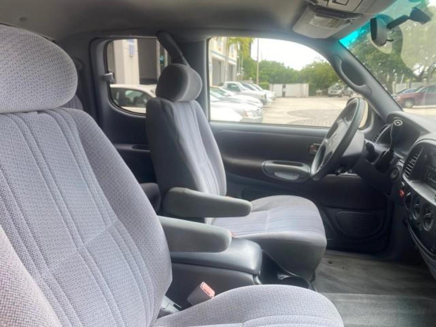 2000 Stellar Blue Pearl /Gray Toyota Tundra V8 SR5 FLORIDA LIKE NEW (5TBRT3410YS) with an 4.7L DOHC EFI 32-Valve V8 i-Force Engine engine, Automatic transmission, located at 4701 North Dixie Hwy, Pompano Beach, FL, 33064, (954) 422-2889, 26.240938, -80.123474 - OUR WEBPAGE FLORIDACARS1.COM HAS OVER 100 PHOTOS AND FREE CARFAX LINK 2000 TOYOTA TUNDRA SR5 VIN: 5TBRT3410YS002335 5 T B R T 3 4 1 0 Y S 0 0 2 3 3 5 4 DOOR EXTENDED CAB PICKUP 4.7L V8 F DOHC 32V GASOLINE REAR WHEEL DRIVE Highlighted Features Bed Liner Cloth Seats ABS Brakes Automatic Transmission P - Photo#96