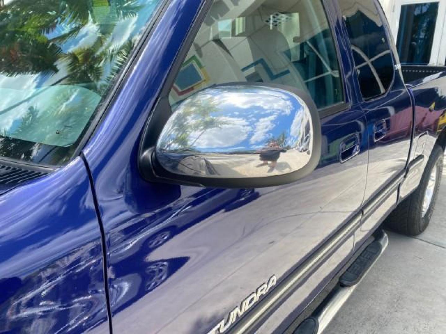2000 Stellar Blue Pearl /Gray Toyota Tundra V 8 SR5 FLORIDA LIKE NEW (5TBRT3410YS) with an 4.7L DOHC EFI 32-Valve V8 i-Force Engine engine, Automatic transmission, located at 4701 North Dixie Hwy, Pompano Beach, FL, 33064, (954) 422-2889, 26.240938, -80.123474 - OUR WEBPAGE FLORIDACARS1.COM HAS OVER 100 PHOTOS AND FREE CARFAX LINK 2000 TOYOTA TUNDRA SR5 VIN: 5TBRT3410YS002335 5 T B R T 3 4 1 0 Y S 0 0 2 3 3 5 4 DOOR EXTENDED CAB PICKUP 4.7L V8 F DOHC 32V GASOLINE REAR WHEEL DRIVE Highlighted Features Bed Liner Cloth Seats ABS Brakes Automatic Transmission P - Photo#31