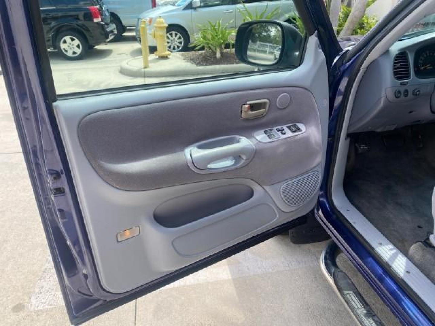 2000 Stellar Blue Pearl /Gray Toyota Tundra V 8 SR5 FLORIDA LIKE NEW (5TBRT3410YS) with an 4.7L DOHC EFI 32-Valve V8 i-Force Engine engine, Automatic transmission, located at 4701 North Dixie Hwy, Pompano Beach, FL, 33064, (954) 422-2889, 26.240938, -80.123474 - OUR WEBPAGE FLORIDACARS1.COM HAS OVER 100 PHOTOS AND FREE CARFAX LINK 2000 TOYOTA TUNDRA SR5 VIN: 5TBRT3410YS002335 5 T B R T 3 4 1 0 Y S 0 0 2 3 3 5 4 DOOR EXTENDED CAB PICKUP 4.7L V8 F DOHC 32V GASOLINE REAR WHEEL DRIVE Highlighted Features Bed Liner Cloth Seats ABS Brakes Automatic Transmission P - Photo#32