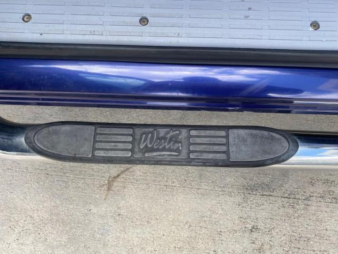 2000 Stellar Blue Pearl /Gray Toyota Tundra V 8 SR5 FLORIDA LIKE NEW (5TBRT3410YS) with an 4.7L DOHC EFI 32-Valve V8 i-Force Engine engine, Automatic transmission, located at 4701 North Dixie Hwy, Pompano Beach, FL, 33064, (954) 422-2889, 26.240938, -80.123474 - OUR WEBPAGE FLORIDACARS1.COM HAS OVER 100 PHOTOS AND FREE CARFAX LINK 2000 TOYOTA TUNDRA SR5 VIN: 5TBRT3410YS002335 5 T B R T 3 4 1 0 Y S 0 0 2 3 3 5 4 DOOR EXTENDED CAB PICKUP 4.7L V8 F DOHC 32V GASOLINE REAR WHEEL DRIVE Highlighted Features Bed Liner Cloth Seats ABS Brakes Automatic Transmission P - Photo#37