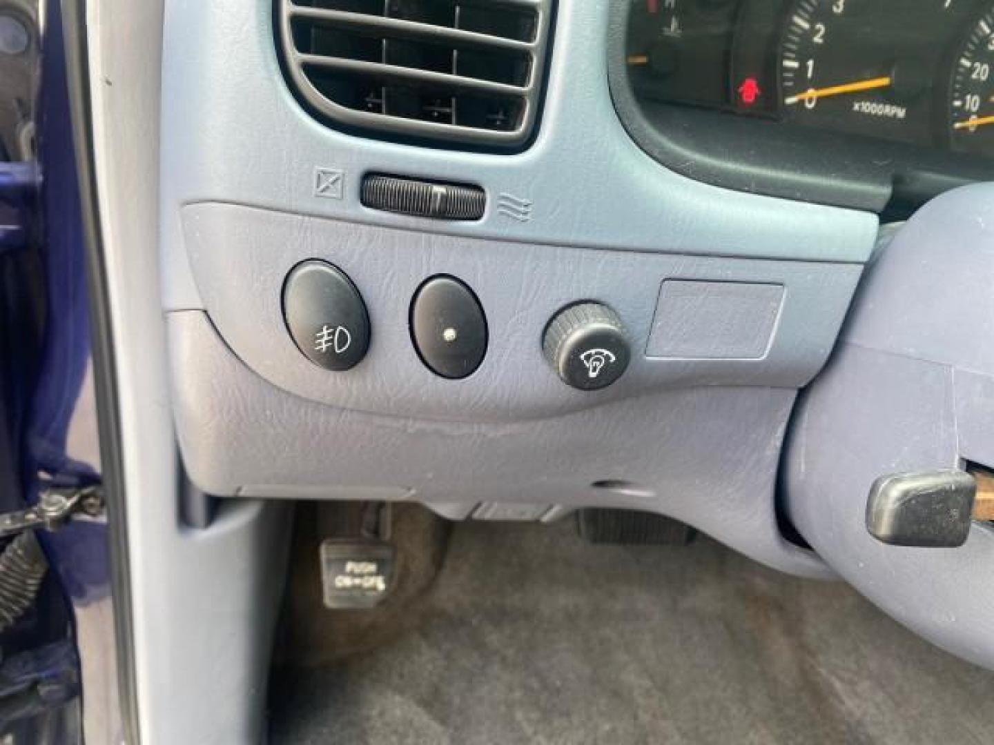 2000 Stellar Blue Pearl /Gray Toyota Tundra V 8 SR5 FLORIDA LIKE NEW (5TBRT3410YS) with an 4.7L DOHC EFI 32-Valve V8 i-Force Engine engine, Automatic transmission, located at 4701 North Dixie Hwy, Pompano Beach, FL, 33064, (954) 422-2889, 26.240938, -80.123474 - OUR WEBPAGE FLORIDACARS1.COM HAS OVER 100 PHOTOS AND FREE CARFAX LINK 2000 TOYOTA TUNDRA SR5 VIN: 5TBRT3410YS002335 5 T B R T 3 4 1 0 Y S 0 0 2 3 3 5 4 DOOR EXTENDED CAB PICKUP 4.7L V8 F DOHC 32V GASOLINE REAR WHEEL DRIVE Highlighted Features Bed Liner Cloth Seats ABS Brakes Automatic Transmission P - Photo#42