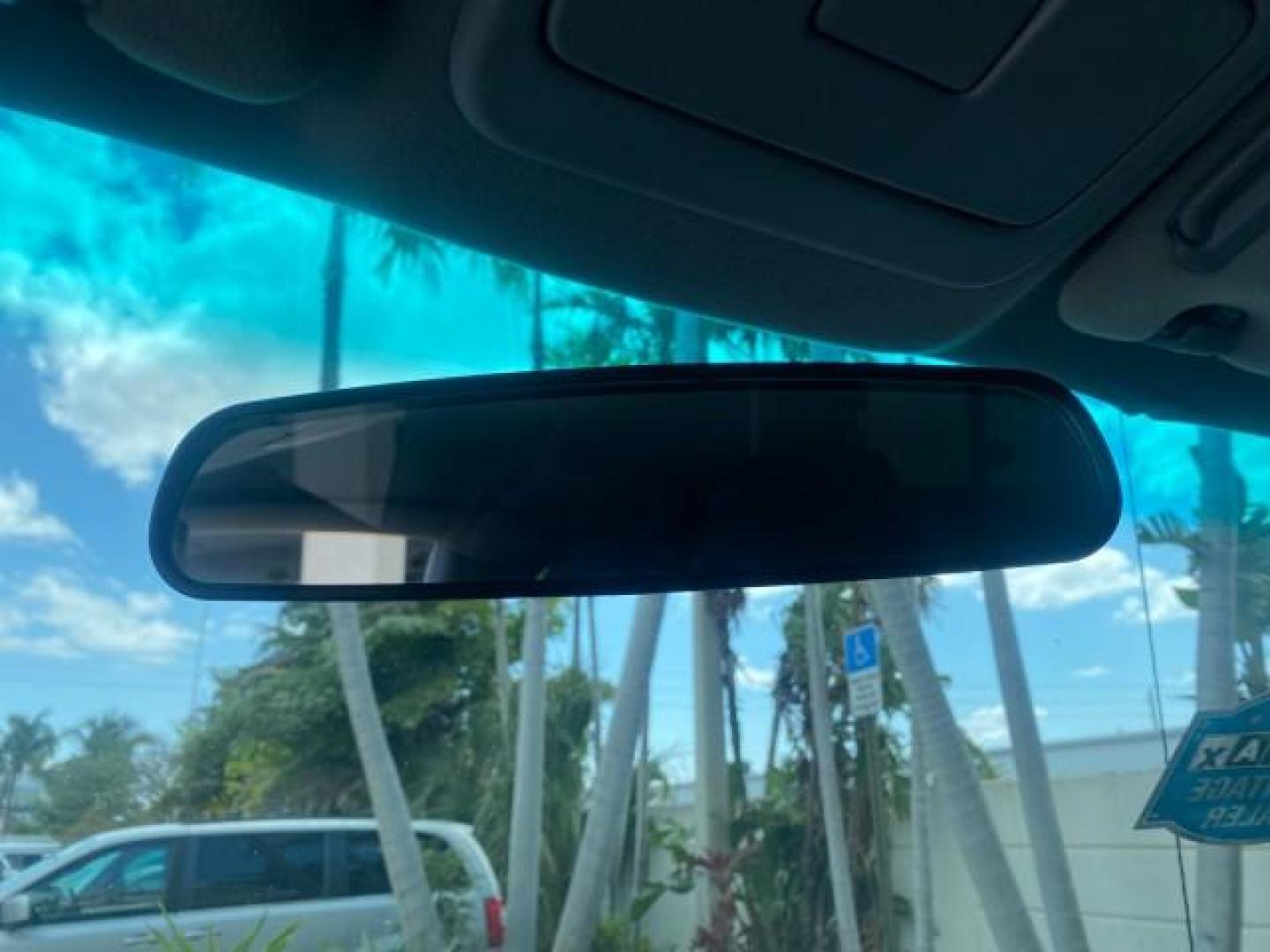 2000 Stellar Blue Pearl /Gray Toyota Tundra V 8 SR5 FLORIDA LIKE NEW (5TBRT3410YS) with an 4.7L DOHC EFI 32-Valve V8 i-Force Engine engine, Automatic transmission, located at 4701 North Dixie Hwy, Pompano Beach, FL, 33064, (954) 422-2889, 26.240938, -80.123474 - OUR WEBPAGE FLORIDACARS1.COM HAS OVER 100 PHOTOS AND FREE CARFAX LINK 2000 TOYOTA TUNDRA SR5 VIN: 5TBRT3410YS002335 5 T B R T 3 4 1 0 Y S 0 0 2 3 3 5 4 DOOR EXTENDED CAB PICKUP 4.7L V8 F DOHC 32V GASOLINE REAR WHEEL DRIVE Highlighted Features Bed Liner Cloth Seats ABS Brakes Automatic Transmission P - Photo#48