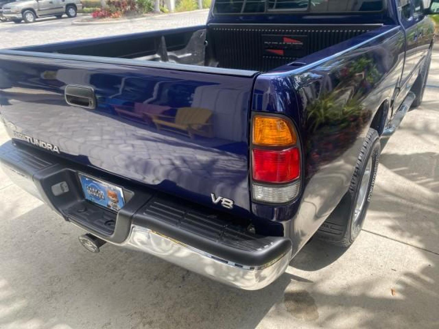2000 Stellar Blue Pearl /Gray Toyota Tundra V 8 SR5 FLORIDA LIKE NEW (5TBRT3410YS) with an 4.7L DOHC EFI 32-Valve V8 i-Force Engine engine, Automatic transmission, located at 4701 North Dixie Hwy, Pompano Beach, FL, 33064, (954) 422-2889, 26.240938, -80.123474 - OUR WEBPAGE FLORIDACARS1.COM HAS OVER 100 PHOTOS AND FREE CARFAX LINK 2000 TOYOTA TUNDRA SR5 VIN: 5TBRT3410YS002335 5 T B R T 3 4 1 0 Y S 0 0 2 3 3 5 4 DOOR EXTENDED CAB PICKUP 4.7L V8 F DOHC 32V GASOLINE REAR WHEEL DRIVE Highlighted Features Bed Liner Cloth Seats ABS Brakes Automatic Transmission P - Photo#78