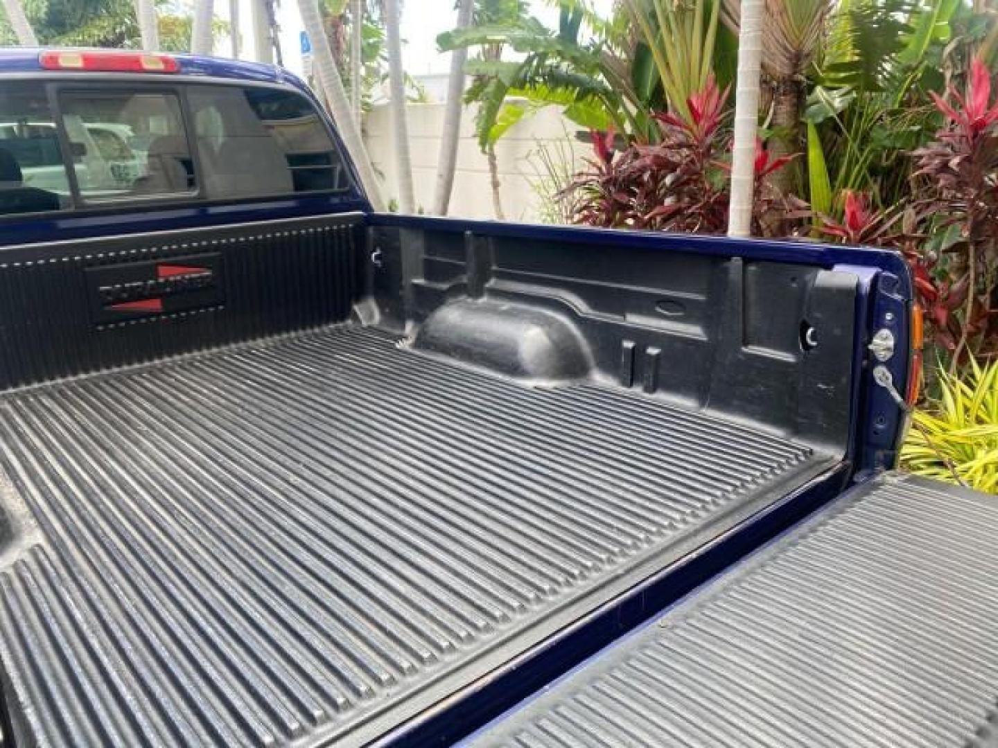 2000 Stellar Blue Pearl /Gray Toyota Tundra V 8 SR5 FLORIDA LIKE NEW (5TBRT3410YS) with an 4.7L DOHC EFI 32-Valve V8 i-Force Engine engine, Automatic transmission, located at 4701 North Dixie Hwy, Pompano Beach, FL, 33064, (954) 422-2889, 26.240938, -80.123474 - OUR WEBPAGE FLORIDACARS1.COM HAS OVER 100 PHOTOS AND FREE CARFAX LINK 2000 TOYOTA TUNDRA SR5 VIN: 5TBRT3410YS002335 5 T B R T 3 4 1 0 Y S 0 0 2 3 3 5 4 DOOR EXTENDED CAB PICKUP 4.7L V8 F DOHC 32V GASOLINE REAR WHEEL DRIVE Highlighted Features Bed Liner Cloth Seats ABS Brakes Automatic Transmission P - Photo#81