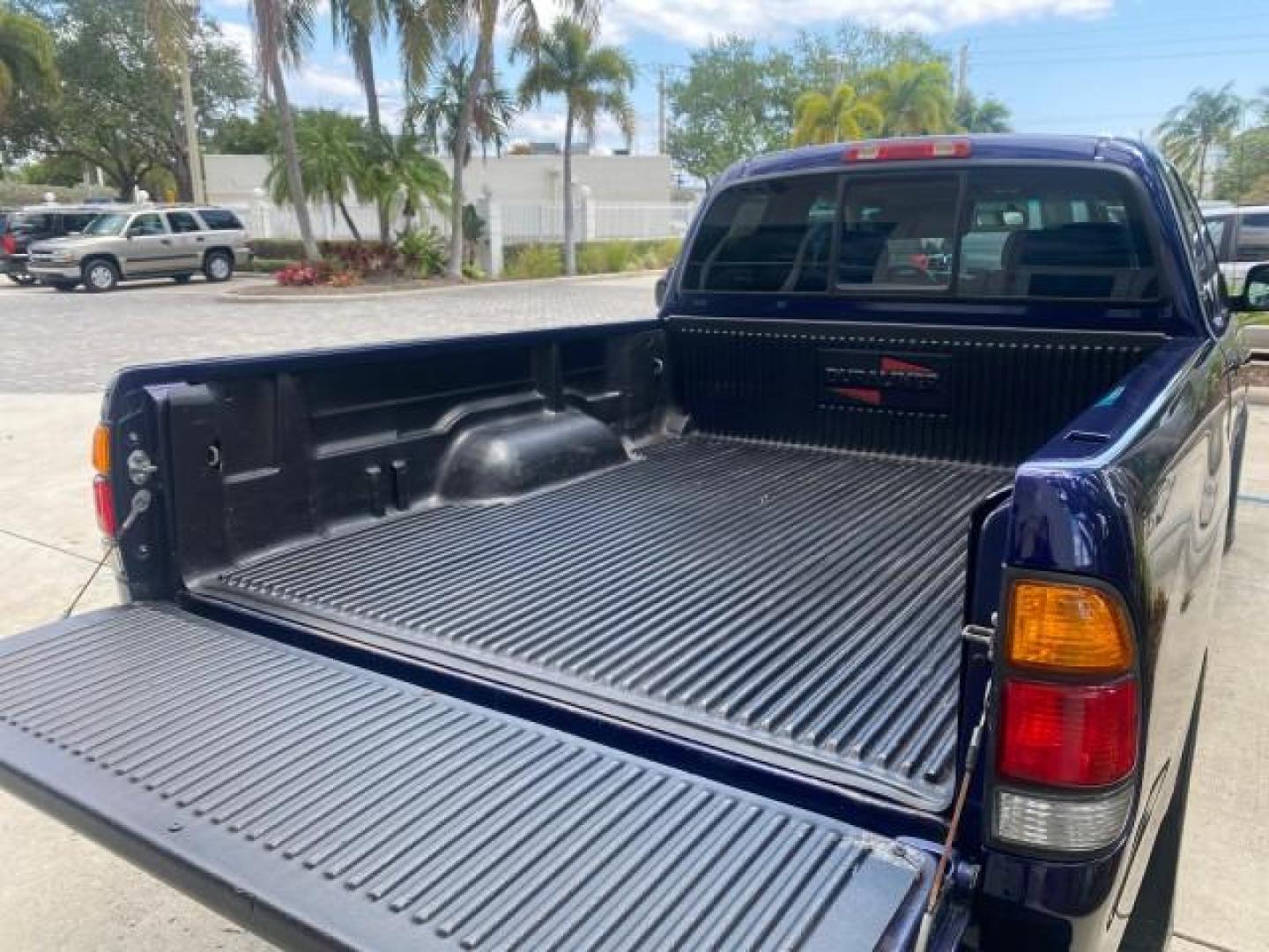 2000 Stellar Blue Pearl /Gray Toyota Tundra V 8 SR5 FLORIDA LIKE NEW (5TBRT3410YS) with an 4.7L DOHC EFI 32-Valve V8 i-Force Engine engine, Automatic transmission, located at 4701 North Dixie Hwy, Pompano Beach, FL, 33064, (954) 422-2889, 26.240938, -80.123474 - OUR WEBPAGE FLORIDACARS1.COM HAS OVER 100 PHOTOS AND FREE CARFAX LINK 2000 TOYOTA TUNDRA SR5 VIN: 5TBRT3410YS002335 5 T B R T 3 4 1 0 Y S 0 0 2 3 3 5 4 DOOR EXTENDED CAB PICKUP 4.7L V8 F DOHC 32V GASOLINE REAR WHEEL DRIVE Highlighted Features Bed Liner Cloth Seats ABS Brakes Automatic Transmission P - Photo#82