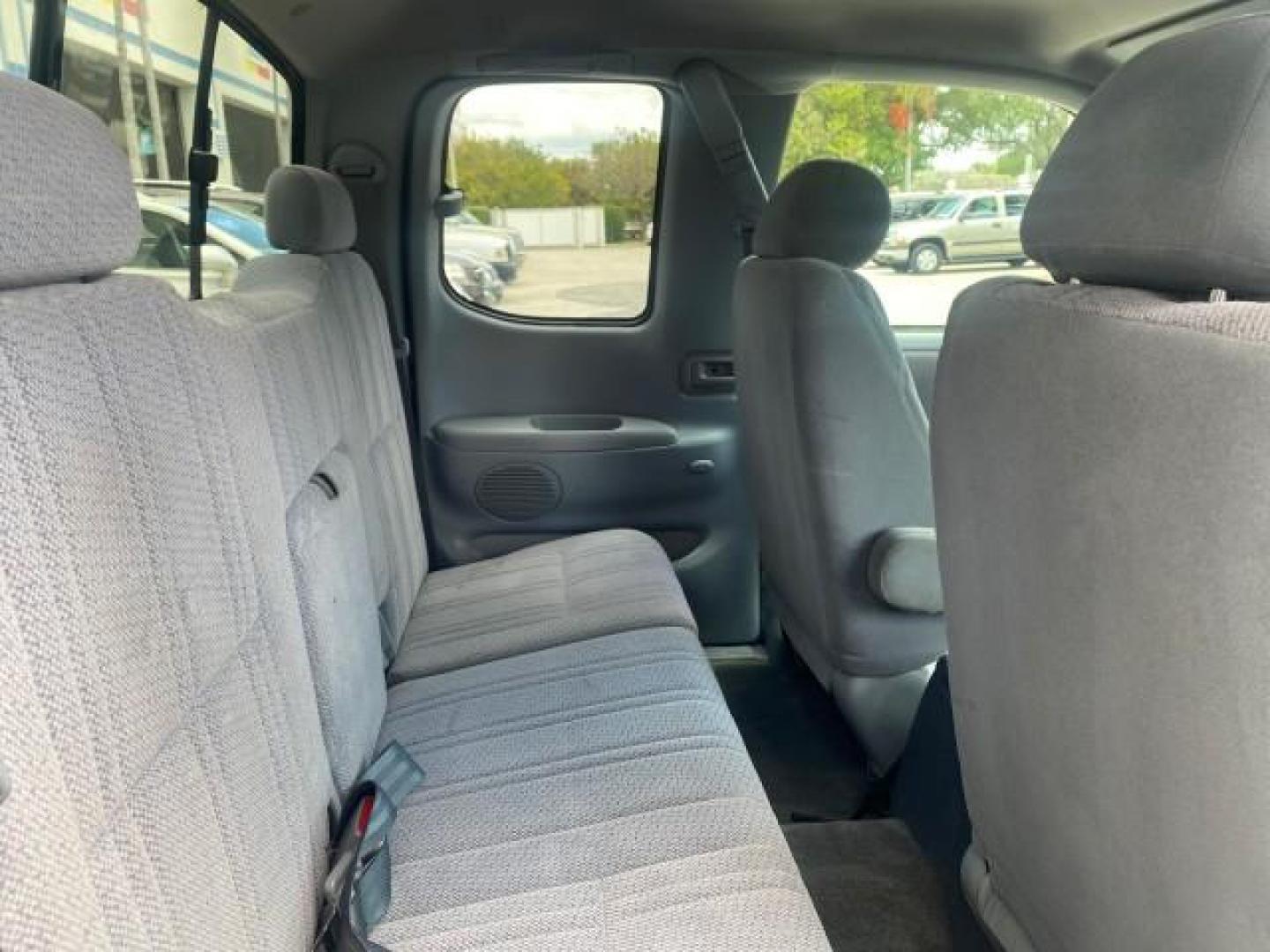 2000 Stellar Blue Pearl /Gray Toyota Tundra V 8 SR5 FLORIDA LIKE NEW (5TBRT3410YS) with an 4.7L DOHC EFI 32-Valve V8 i-Force Engine engine, Automatic transmission, located at 4701 North Dixie Hwy, Pompano Beach, FL, 33064, (954) 422-2889, 26.240938, -80.123474 - OUR WEBPAGE FLORIDACARS1.COM HAS OVER 100 PHOTOS AND FREE CARFAX LINK 2000 TOYOTA TUNDRA SR5 VIN: 5TBRT3410YS002335 5 T B R T 3 4 1 0 Y S 0 0 2 3 3 5 4 DOOR EXTENDED CAB PICKUP 4.7L V8 F DOHC 32V GASOLINE REAR WHEEL DRIVE Highlighted Features Bed Liner Cloth Seats ABS Brakes Automatic Transmission P - Photo#96