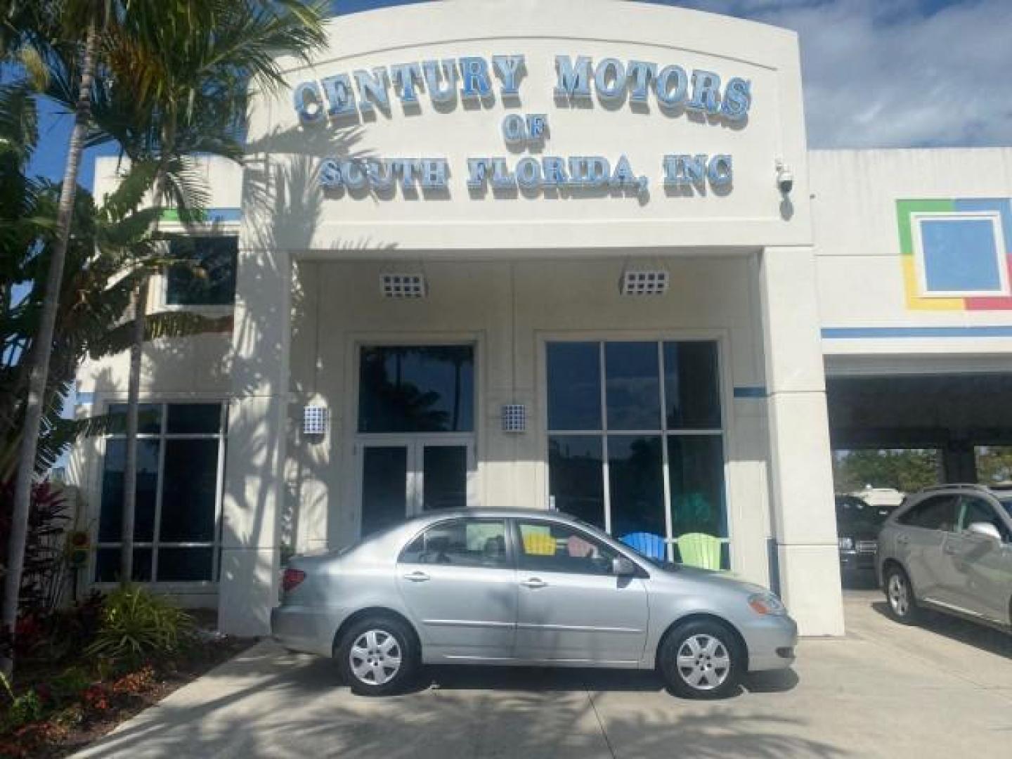 2006 Millenium Silver Metallic /Stone Toyota Corolla LE LOW MILES 23,038 LOADED (1NXBR30E16Z) with an 1.8L DOHC SEFI 16-Valve 4-Cyl Aluminum Engine engine, Automatic transmission, located at 4701 North Dixie Hwy, Pompano Beach, FL, 33064, (954) 422-2889, 26.240938, -80.123474 - OUR WEBPAGE FLORIDACARS1.COM HAS OVER 100 PHOTOS AND FREE CARFAX LINK 2006 TOYOTA COROLLA LE AUTO AC LOADED VIN: 1NXBR30E16Z662050 1 N X B R 3 0 E 1 6 Z 6 6 2 0 5 0 SEDAN 4 DR 1.8L I4 F DOHC 16V 41 MPG GASOLINE FRONT WHEEL DRIVE Top Features Cloth Seats Basic Features AM/FM Stereo CD Audio Power Mir - Photo#0