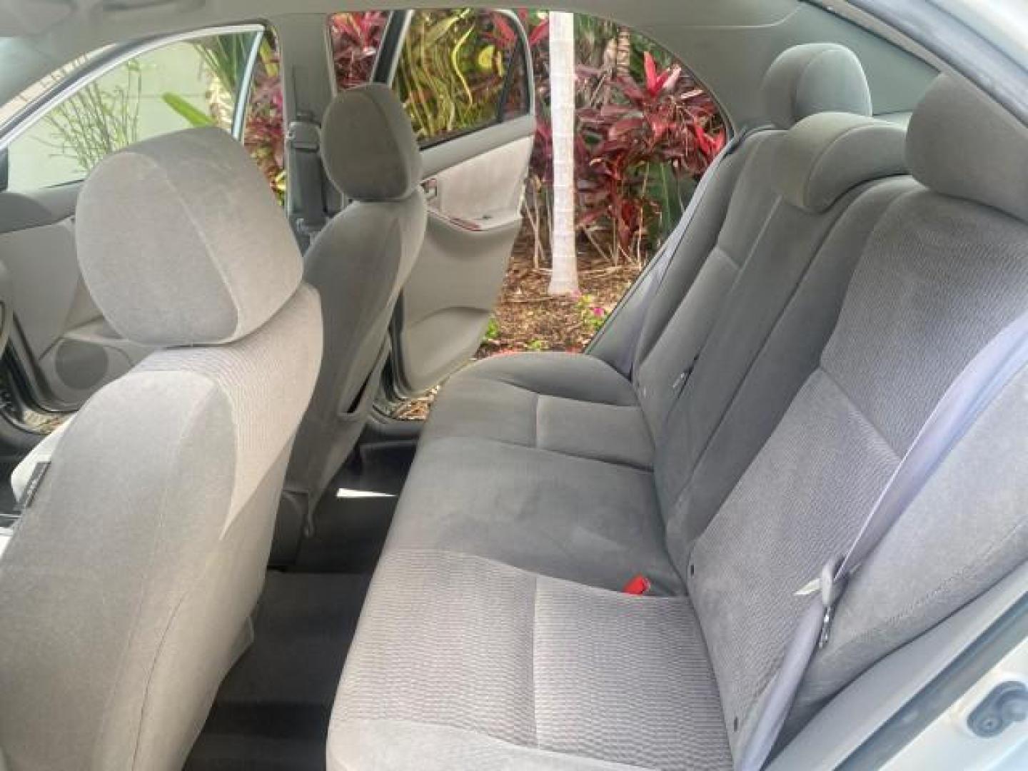 2006 Millenium Silver Metallic /Stone Toyota Corolla LE LOW MILES 23,038 LOADED (1NXBR30E16Z) with an 1.8L DOHC SEFI 16-Valve 4-Cyl Aluminum Engine engine, Automatic transmission, located at 4701 North Dixie Hwy, Pompano Beach, FL, 33064, (954) 422-2889, 26.240938, -80.123474 - OUR WEBPAGE FLORIDACARS1.COM HAS OVER 100 PHOTOS AND FREE CARFAX LINK 2006 TOYOTA COROLLA LE AUTO AC LOADED VIN: 1NXBR30E16Z662050 1 N X B R 3 0 E 1 6 Z 6 6 2 0 5 0 SEDAN 4 DR 1.8L I4 F DOHC 16V 41 MPG GASOLINE FRONT WHEEL DRIVE Top Features Cloth Seats Basic Features AM/FM Stereo CD Audio Power Mir - Photo#14
