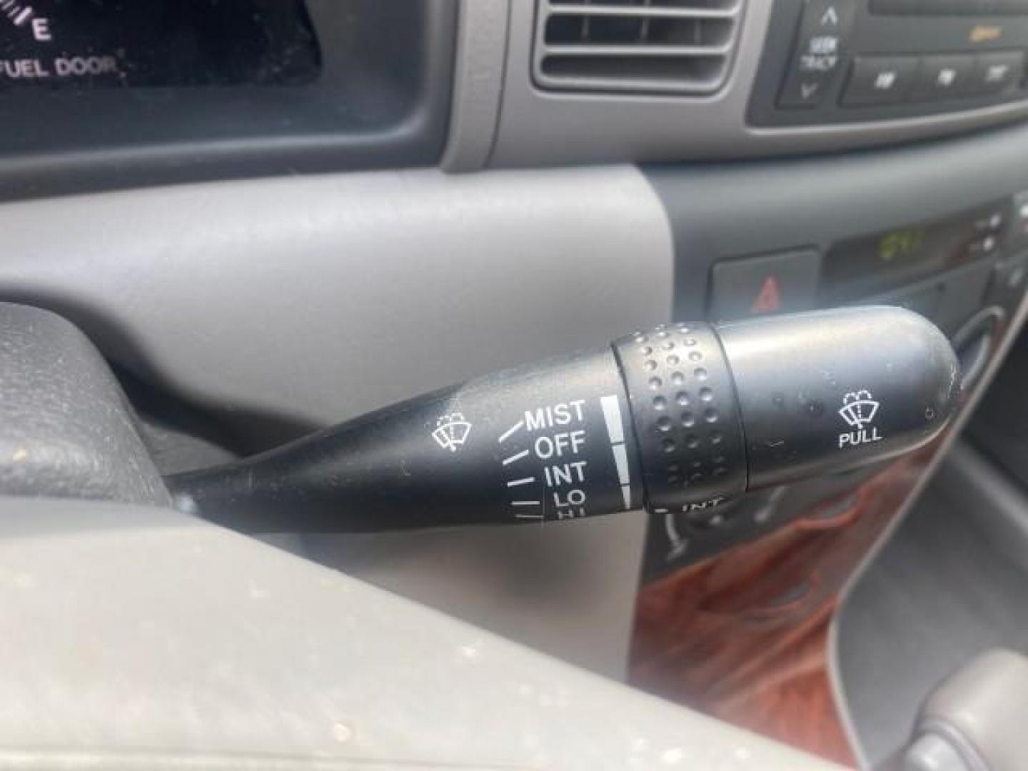 2006 Millenium Silver Metallic /Stone Toyota Corolla LE LOW MILES 23,038 LOADED (1NXBR30E16Z) with an 1.8L DOHC SEFI 16-Valve 4-Cyl Aluminum Engine engine, Automatic transmission, located at 4701 North Dixie Hwy, Pompano Beach, FL, 33064, (954) 422-2889, 26.240938, -80.123474 - OUR WEBPAGE FLORIDACARS1.COM HAS OVER 100 PHOTOS AND FREE CARFAX LINK 2006 TOYOTA COROLLA LE AUTO AC LOADED VIN: 1NXBR30E16Z662050 1 N X B R 3 0 E 1 6 Z 6 6 2 0 5 0 SEDAN 4 DR 1.8L I4 F DOHC 16V 41 MPG GASOLINE FRONT WHEEL DRIVE Top Features Cloth Seats Basic Features AM/FM Stereo CD Audio Power Mir - Photo#38