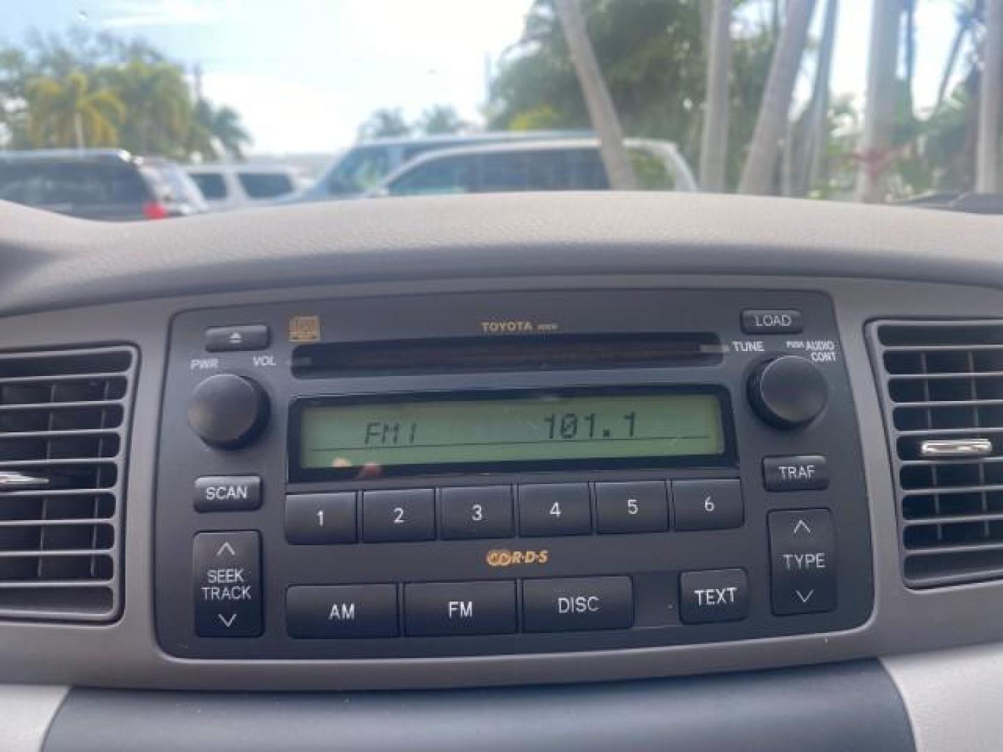 2006 Millenium Silver Metallic /Stone Toyota Corolla LE LOW MILES 23,038 LOADED (1NXBR30E16Z) with an 1.8L DOHC SEFI 16-Valve 4-Cyl Aluminum Engine engine, Automatic transmission, located at 4701 North Dixie Hwy, Pompano Beach, FL, 33064, (954) 422-2889, 26.240938, -80.123474 - OUR WEBPAGE FLORIDACARS1.COM HAS OVER 100 PHOTOS AND FREE CARFAX LINK 2006 TOYOTA COROLLA LE AUTO AC LOADED VIN: 1NXBR30E16Z662050 1 N X B R 3 0 E 1 6 Z 6 6 2 0 5 0 SEDAN 4 DR 1.8L I4 F DOHC 16V 41 MPG GASOLINE FRONT WHEEL DRIVE Top Features Cloth Seats Basic Features AM/FM Stereo CD Audio Power Mir - Photo#42
