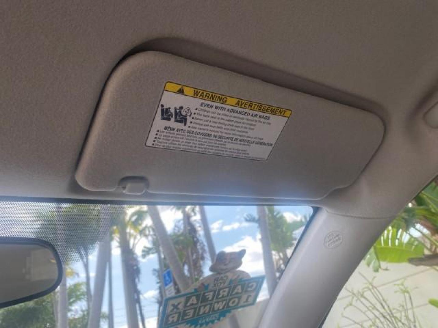 2006 Millenium Silver Metallic /Stone Toyota Corolla LE LOW MILES 23,038 LOADED (1NXBR30E16Z) with an 1.8L DOHC SEFI 16-Valve 4-Cyl Aluminum Engine engine, Automatic transmission, located at 4701 North Dixie Hwy, Pompano Beach, FL, 33064, (954) 422-2889, 26.240938, -80.123474 - OUR WEBPAGE FLORIDACARS1.COM HAS OVER 100 PHOTOS AND FREE CARFAX LINK 2006 TOYOTA COROLLA LE AUTO AC LOADED VIN: 1NXBR30E16Z662050 1 N X B R 3 0 E 1 6 Z 6 6 2 0 5 0 SEDAN 4 DR 1.8L I4 F DOHC 16V 41 MPG GASOLINE FRONT WHEEL DRIVE Top Features Cloth Seats Basic Features AM/FM Stereo CD Audio Power Mir - Photo#50