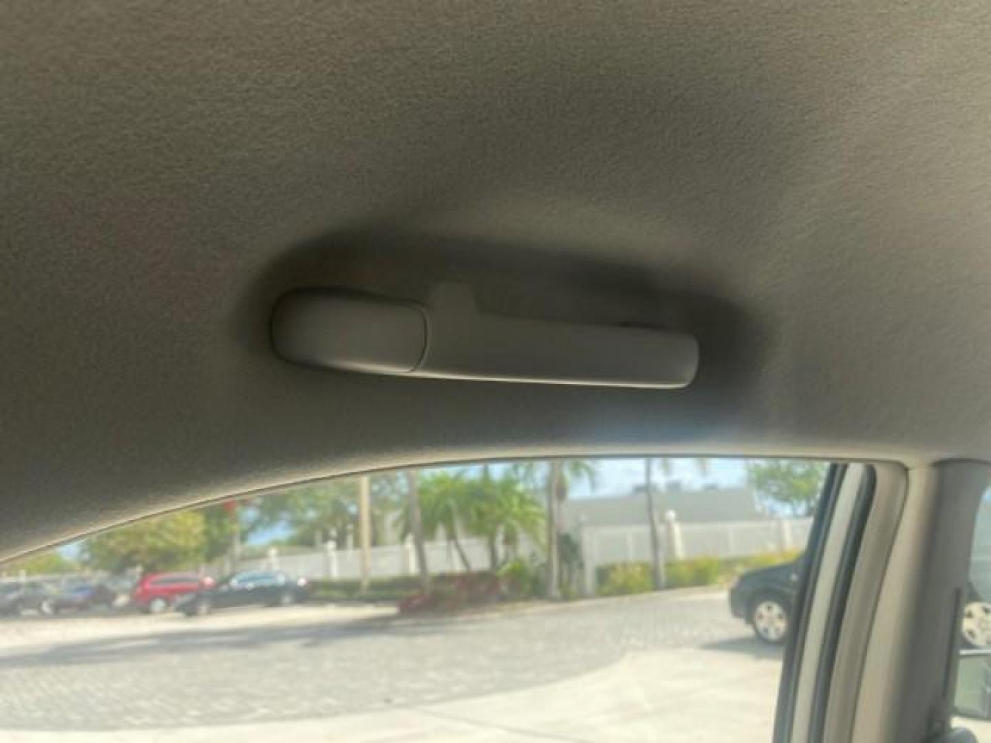 2006 Millenium Silver Metallic /Stone Toyota Corolla LE LOW MILES 23,038 LOADED (1NXBR30E16Z) with an 1.8L DOHC SEFI 16-Valve 4-Cyl Aluminum Engine engine, Automatic transmission, located at 4701 North Dixie Hwy, Pompano Beach, FL, 33064, (954) 422-2889, 26.240938, -80.123474 - OUR WEBPAGE FLORIDACARS1.COM HAS OVER 100 PHOTOS AND FREE CARFAX LINK 2006 TOYOTA COROLLA LE AUTO AC LOADED VIN: 1NXBR30E16Z662050 1 N X B R 3 0 E 1 6 Z 6 6 2 0 5 0 SEDAN 4 DR 1.8L I4 F DOHC 16V 41 MPG GASOLINE FRONT WHEEL DRIVE Top Features Cloth Seats Basic Features AM/FM Stereo CD Audio Power Mir - Photo#64