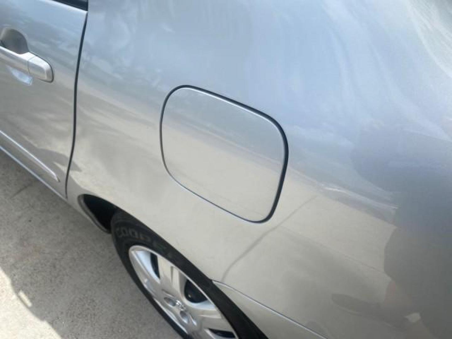 2006 Millenium Silver Metallic /Stone Toyota Corolla LE LOW MILES 23,038 LOADED (1NXBR30E16Z) with an 1.8L DOHC SEFI 16-Valve 4-Cyl Aluminum Engine engine, Automatic transmission, located at 4701 North Dixie Hwy, Pompano Beach, FL, 33064, (954) 422-2889, 26.240938, -80.123474 - OUR WEBPAGE FLORIDACARS1.COM HAS OVER 100 PHOTOS AND FREE CARFAX LINK 2006 TOYOTA COROLLA LE AUTO AC LOADED VIN: 1NXBR30E16Z662050 1 N X B R 3 0 E 1 6 Z 6 6 2 0 5 0 SEDAN 4 DR 1.8L I4 F DOHC 16V 41 MPG GASOLINE FRONT WHEEL DRIVE Top Features Cloth Seats Basic Features AM/FM Stereo CD Audio Power Mir - Photo#66
