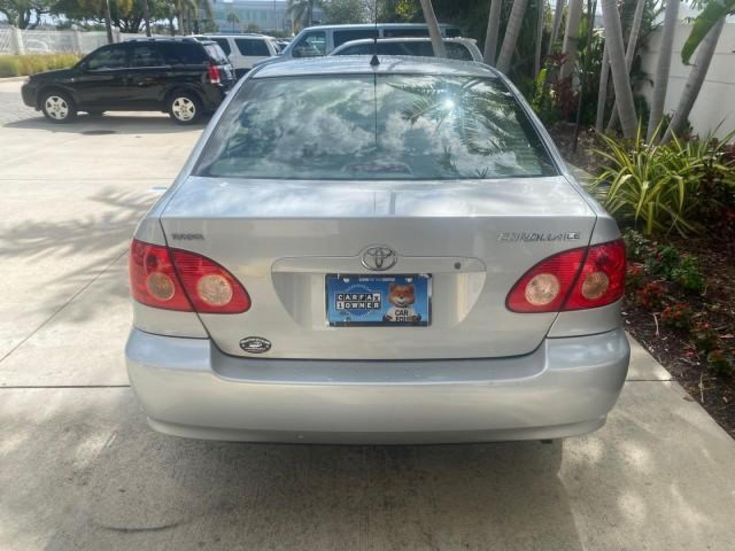 2006 Millenium Silver Metallic /Stone Toyota Corolla LE LOW MILES 23,038 LOADED (1NXBR30E16Z) with an 1.8L DOHC SEFI 16-Valve 4-Cyl Aluminum Engine engine, Automatic transmission, located at 4701 North Dixie Hwy, Pompano Beach, FL, 33064, (954) 422-2889, 26.240938, -80.123474 - OUR WEBPAGE FLORIDACARS1.COM HAS OVER 100 PHOTOS AND FREE CARFAX LINK 2006 TOYOTA COROLLA LE AUTO AC LOADED VIN: 1NXBR30E16Z662050 1 N X B R 3 0 E 1 6 Z 6 6 2 0 5 0 SEDAN 4 DR 1.8L I4 F DOHC 16V 41 MPG GASOLINE FRONT WHEEL DRIVE Top Features Cloth Seats Basic Features AM/FM Stereo CD Audio Power Mir - Photo#70