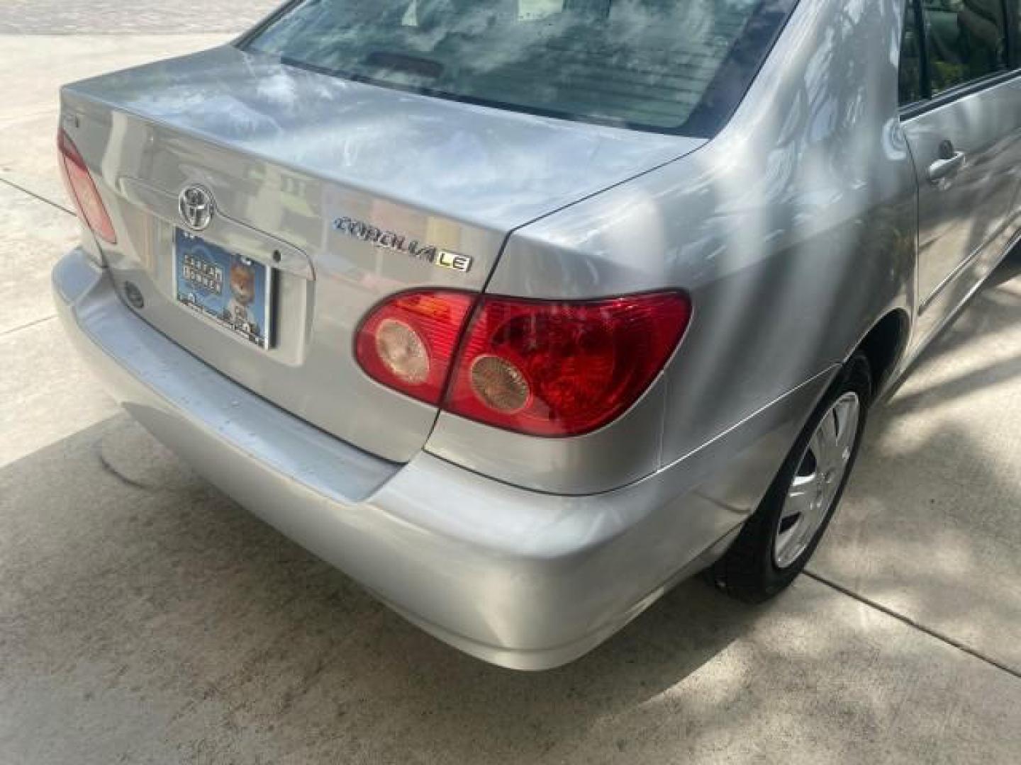 2006 Millenium Silver Metallic /Stone Toyota Corolla LE LOW MILES 23,038 LOADED (1NXBR30E16Z) with an 1.8L DOHC SEFI 16-Valve 4-Cyl Aluminum Engine engine, Automatic transmission, located at 4701 North Dixie Hwy, Pompano Beach, FL, 33064, (954) 422-2889, 26.240938, -80.123474 - OUR WEBPAGE FLORIDACARS1.COM HAS OVER 100 PHOTOS AND FREE CARFAX LINK 2006 TOYOTA COROLLA LE AUTO AC LOADED VIN: 1NXBR30E16Z662050 1 N X B R 3 0 E 1 6 Z 6 6 2 0 5 0 SEDAN 4 DR 1.8L I4 F DOHC 16V 41 MPG GASOLINE FRONT WHEEL DRIVE Top Features Cloth Seats Basic Features AM/FM Stereo CD Audio Power Mir - Photo#71