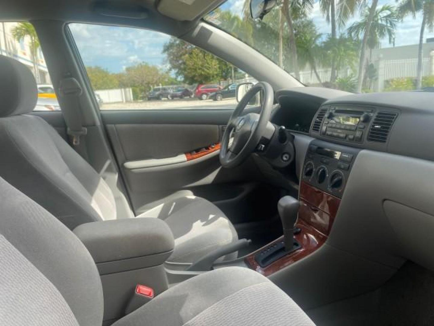 2006 Millenium Silver Metallic /Stone Toyota Corolla LE LOW MILES 23,038 LOADED (1NXBR30E16Z) with an 1.8L DOHC SEFI 16-Valve 4-Cyl Aluminum Engine engine, Automatic transmission, located at 4701 North Dixie Hwy, Pompano Beach, FL, 33064, (954) 422-2889, 26.240938, -80.123474 - OUR WEBPAGE FLORIDACARS1.COM HAS OVER 100 PHOTOS AND FREE CARFAX LINK 2006 TOYOTA COROLLA LE AUTO AC LOADED VIN: 1NXBR30E16Z662050 1 N X B R 3 0 E 1 6 Z 6 6 2 0 5 0 SEDAN 4 DR 1.8L I4 F DOHC 16V 41 MPG GASOLINE FRONT WHEEL DRIVE Top Features Cloth Seats Basic Features AM/FM Stereo CD Audio Power Mir - Photo#88