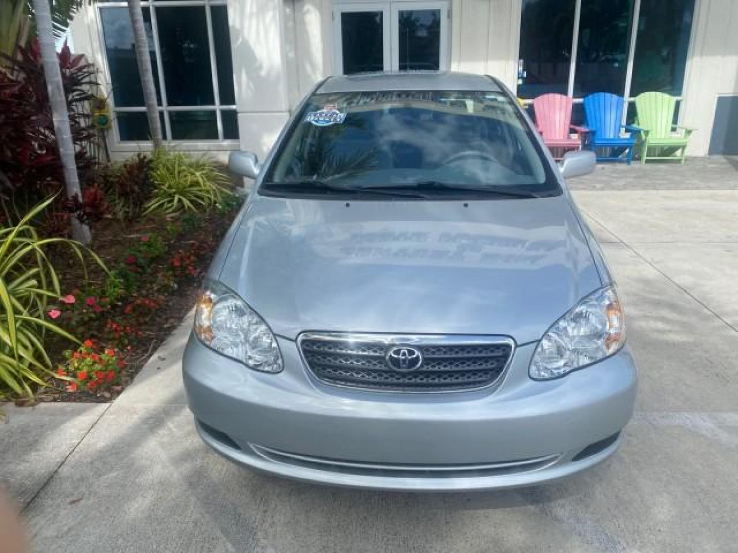 2006 Millenium Silver Metallic /Stone Toyota Corolla LE LOW MILES 23,038 LOADED (1NXBR30E16Z) with an 1.8L DOHC SEFI 16-Valve 4-Cyl Aluminum Engine engine, Automatic transmission, located at 4701 North Dixie Hwy, Pompano Beach, FL, 33064, (954) 422-2889, 26.240938, -80.123474 - OUR WEBPAGE FLORIDACARS1.COM HAS OVER 100 PHOTOS AND FREE CARFAX LINK 2006 TOYOTA COROLLA LE AUTO AC LOADED VIN: 1NXBR30E16Z662050 1 N X B R 3 0 E 1 6 Z 6 6 2 0 5 0 SEDAN 4 DR 1.8L I4 F DOHC 16V 41 MPG GASOLINE FRONT WHEEL DRIVE Top Features Cloth Seats Basic Features AM/FM Stereo CD Audio Power Mir - Photo#97