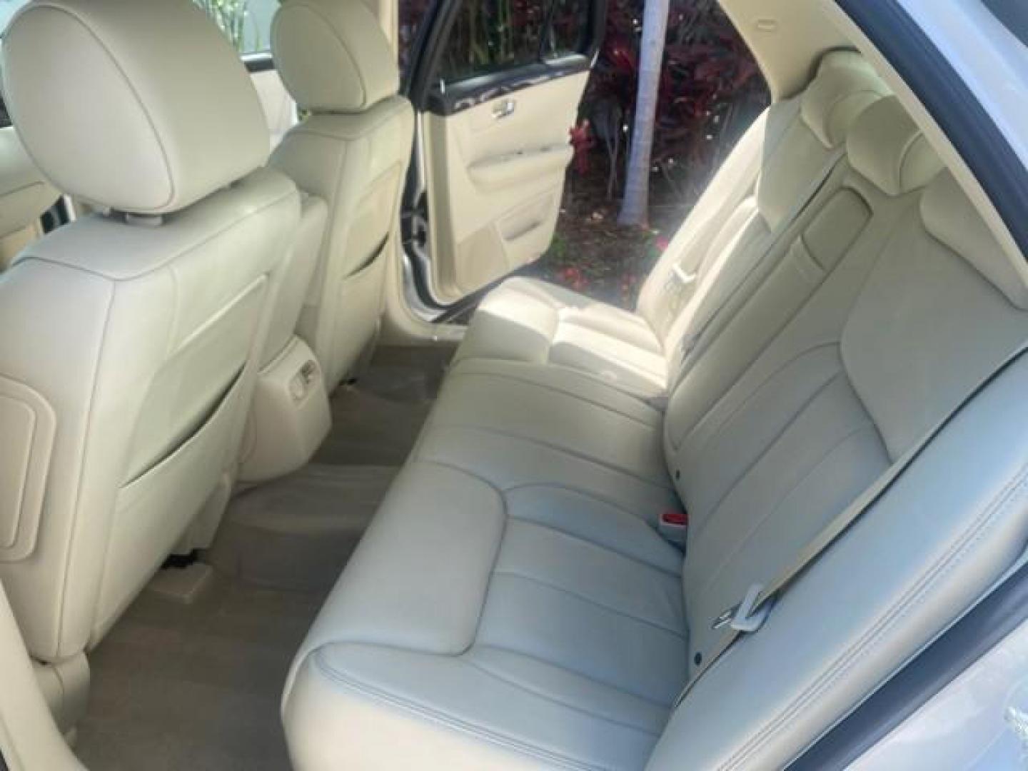 2008 White Diamond Tricoat /Light Linen Cadillac DTS 1 OWNER LOW MILES 25,325 (1G6KD57Y28U) with an Northstar 4.6L DOHC V8 Engine engine, Automatic transmission, located at 4701 North Dixie Hwy, Pompano Beach, FL, 33064, (954) 422-2889, 26.240938, -80.123474 - OUR WEBPAGE FLORIDACARS1.COM HAS OVER 100 PHOTOS AND FREE CARFAX LINK 2008 CADILLAC DTS VIN: 1G6KD57Y28U201203 1 G 6 K D 5 7 Y 2 8 U 2 0 1 2 0 3 SEDAN 4 DR 4.6L V8 F GASOLINE FRONT WHEEL DRIVE Top Features A/C Seat(s) Leather Seats Alloy Wheels Memory Seat(s) BOSE Sound System Parking Sensors Blind - Photo#14