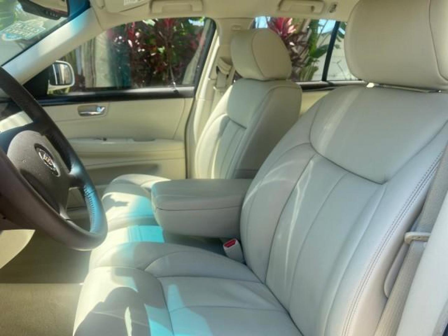 2008 White Diamond Tricoat /Light Linen Cadillac DTS 1 OWNER LOW MILES 25,325 (1G6KD57Y28U) with an Northstar 4.6L DOHC V8 Engine engine, Automatic transmission, located at 4701 North Dixie Hwy, Pompano Beach, FL, 33064, (954) 422-2889, 26.240938, -80.123474 - OUR WEBPAGE FLORIDACARS1.COM HAS OVER 100 PHOTOS AND FREE CARFAX LINK 2008 CADILLAC DTS VIN: 1G6KD57Y28U201203 1 G 6 K D 5 7 Y 2 8 U 2 0 1 2 0 3 SEDAN 4 DR 4.6L V8 F GASOLINE FRONT WHEEL DRIVE Top Features A/C Seat(s) Leather Seats Alloy Wheels Memory Seat(s) BOSE Sound System Parking Sensors Blind - Photo#33