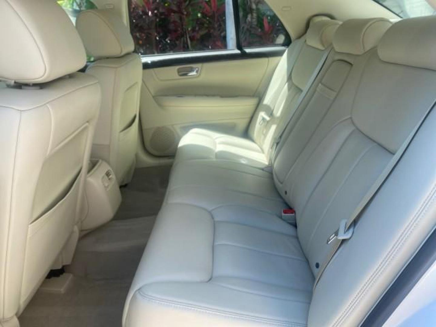 2008 White Diamond Tricoat /Light Linen Cadillac DTS 1 OWNER LOW MILES 25,325 (1G6KD57Y28U) with an Northstar 4.6L DOHC V8 Engine engine, Automatic transmission, located at 4701 North Dixie Hwy, Pompano Beach, FL, 33064, (954) 422-2889, 26.240938, -80.123474 - OUR WEBPAGE FLORIDACARS1.COM HAS OVER 100 PHOTOS AND FREE CARFAX LINK 2008 CADILLAC DTS VIN: 1G6KD57Y28U201203 1 G 6 K D 5 7 Y 2 8 U 2 0 1 2 0 3 SEDAN 4 DR 4.6L V8 F GASOLINE FRONT WHEEL DRIVE Top Features A/C Seat(s) Leather Seats Alloy Wheels Memory Seat(s) BOSE Sound System Parking Sensors Blind - Photo#59