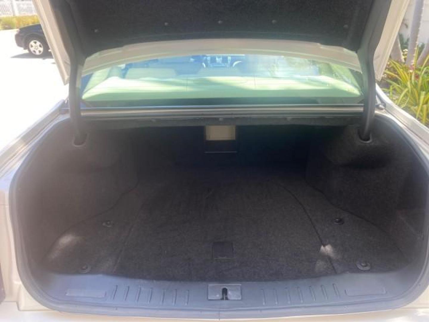 2008 White Diamond Tricoat /Light Linen Cadillac DTS 1 OWNER LOW MILES 25,325 (1G6KD57Y28U) with an Northstar 4.6L DOHC V8 Engine engine, Automatic transmission, located at 4701 North Dixie Hwy, Pompano Beach, FL, 33064, (954) 422-2889, 26.240938, -80.123474 - OUR WEBPAGE FLORIDACARS1.COM HAS OVER 100 PHOTOS AND FREE CARFAX LINK 2008 CADILLAC DTS VIN: 1G6KD57Y28U201203 1 G 6 K D 5 7 Y 2 8 U 2 0 1 2 0 3 SEDAN 4 DR 4.6L V8 F GASOLINE FRONT WHEEL DRIVE Top Features A/C Seat(s) Leather Seats Alloy Wheels Memory Seat(s) BOSE Sound System Parking Sensors Blind - Photo#78