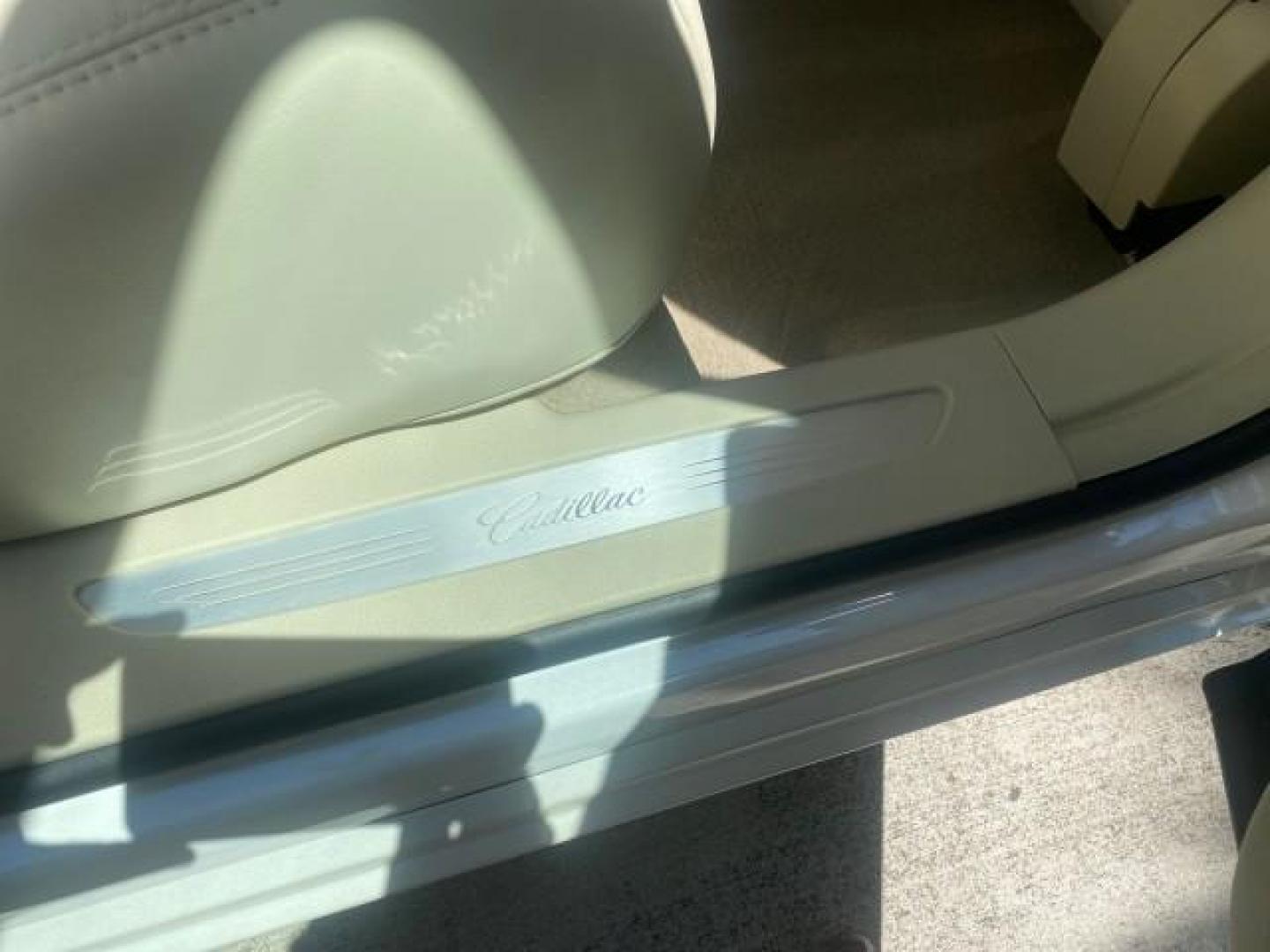 2008 White Diamond Tricoat /Light Linen Cadillac DTS 1 OWNER LOW MILES 25,325 (1G6KD57Y28U) with an Northstar 4.6L DOHC V8 Engine engine, Automatic transmission, located at 4701 North Dixie Hwy, Pompano Beach, FL, 33064, (954) 422-2889, 26.240938, -80.123474 - OUR WEBPAGE FLORIDACARS1.COM HAS OVER 100 PHOTOS AND FREE CARFAX LINK 2008 CADILLAC DTS VIN: 1G6KD57Y28U201203 1 G 6 K D 5 7 Y 2 8 U 2 0 1 2 0 3 SEDAN 4 DR 4.6L V8 F GASOLINE FRONT WHEEL DRIVE Top Features A/C Seat(s) Leather Seats Alloy Wheels Memory Seat(s) BOSE Sound System Parking Sensors Blind - Photo#91