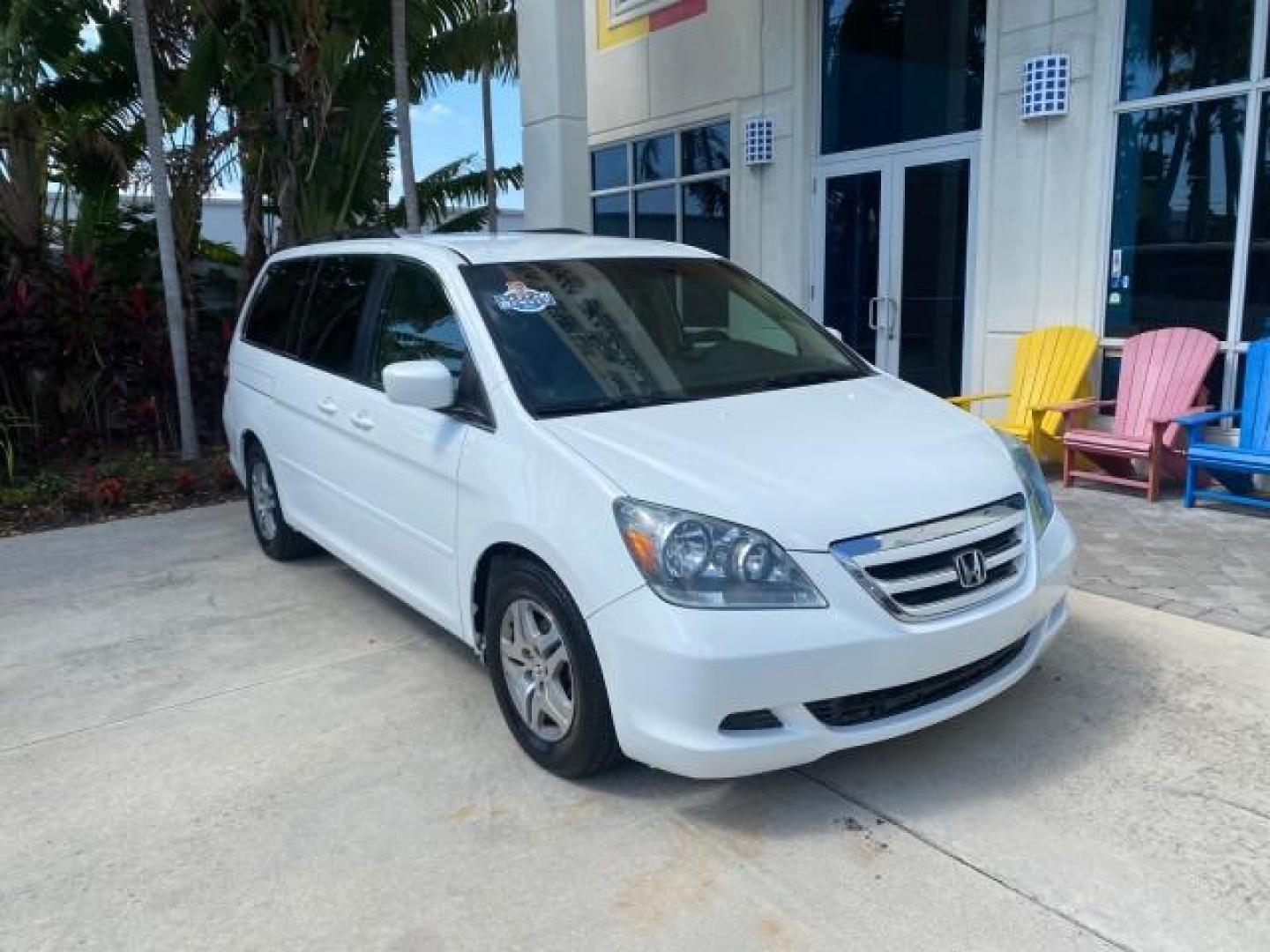 2006 Taffeta White /Ivory Honda Odyssey EX 1 OWNER LOW MILES (5FNRL38486B) with an 3.5L SOHC MPFI 24-Valve VTEC V6 Engine engine, Automatic transmission, located at 4701 North Dixie Hwy, Pompano Beach, FL, 33064, (954) 422-2889, 26.240938, -80.123474 - OUR WEBPAGE FLORIDACARS1.COM HAS OVER 100 PHOTOS AND FREE CARFAX LINK 2006 HONDA ODYSSEY EX VIN: 5FNRL38486B405265 5 F N R L 3 8 4 8 6 B 4 0 5 2 6 5 VAN 3.5L V6 F SOHC 24V GASOLINE FRONT WHEEL DRIVE Top Features Alloy Wheels Rear Air Conditioning Cloth Seats Rear Sunshade Fold-Away Third Row Third R - Photo#1