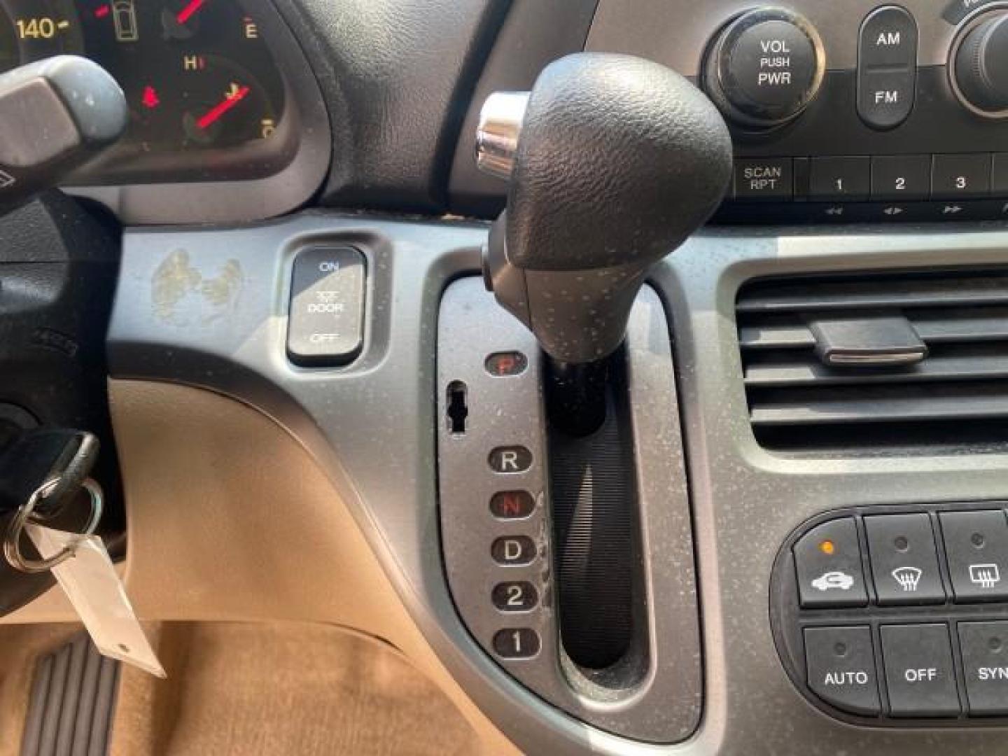 2006 Taffeta White /Ivory Honda Odyssey EX 1 OWNER LOW MILES (5FNRL38486B) with an 3.5L SOHC MPFI 24-Valve VTEC V6 Engine engine, Automatic transmission, located at 4701 North Dixie Hwy, Pompano Beach, FL, 33064, (954) 422-2889, 26.240938, -80.123474 - OUR WEBPAGE FLORIDACARS1.COM HAS OVER 100 PHOTOS AND FREE CARFAX LINK 2006 HONDA ODYSSEY EX VIN: 5FNRL38486B405265 5 F N R L 3 8 4 8 6 B 4 0 5 2 6 5 VAN 3.5L V6 F SOHC 24V GASOLINE FRONT WHEEL DRIVE Top Features Alloy Wheels Rear Air Conditioning Cloth Seats Rear Sunshade Fold-Away Third Row Third R - Photo#42