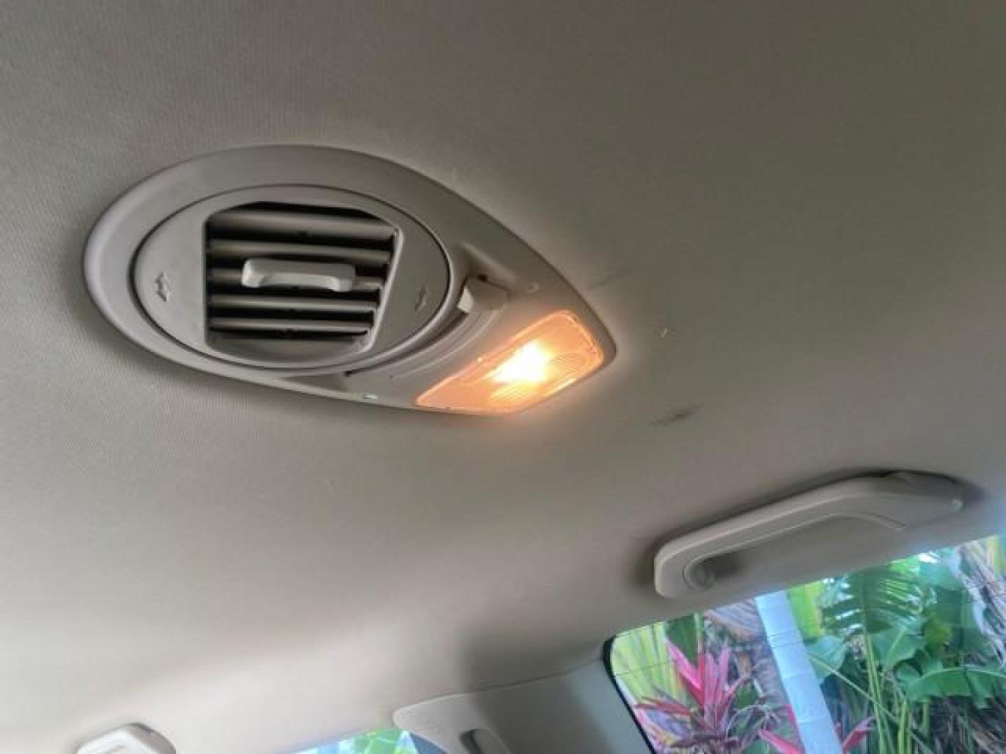 2006 Taffeta White /Ivory Honda Odyssey EX 1 OWNER LOW MILES (5FNRL38486B) with an 3.5L SOHC MPFI 24-Valve VTEC V6 Engine engine, Automatic transmission, located at 4701 North Dixie Hwy, Pompano Beach, FL, 33064, (954) 422-2889, 26.240938, -80.123474 - OUR WEBPAGE FLORIDACARS1.COM HAS OVER 100 PHOTOS AND FREE CARFAX LINK 2006 HONDA ODYSSEY EX VIN: 5FNRL38486B405265 5 F N R L 3 8 4 8 6 B 4 0 5 2 6 5 VAN 3.5L V6 F SOHC 24V GASOLINE FRONT WHEEL DRIVE Top Features Alloy Wheels Rear Air Conditioning Cloth Seats Rear Sunshade Fold-Away Third Row Third R - Photo#78