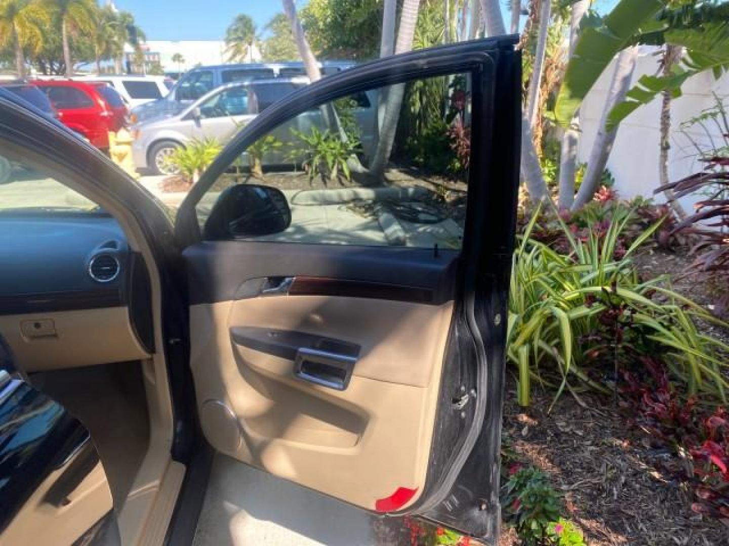 2008 Black Onyx /Tan Saturn VUE XE 1 OWNER FL LOW MILES 56,371 (3GSCL33P28S) with an Ecotec 2.4L 4-Cyl MFI Engine engine, Automatic transmission, located at 4701 North Dixie Hwy, Pompano Beach, FL, 33064, (954) 422-2889, 26.240938, -80.123474 - OUR WEBPAGE FLORIDACARS1.COM HAS OVER 100 PHOTOS AND FREE CARFAX LINK 2008 SATURN VUE XE VIN: 3GSCL33P28S503617 3 G S C L 3 3 P 2 8 S 5 0 3 6 1 7 4 DOOR WAGON/SPORT UTILITY 2.4L I4 F 26 MPG GASOLINE FRONT WHEEL DRIVE Top Features Alloy Wheels Cloth Seats Satellite Radio Ready Basic Features ABS Brak - Photo#11