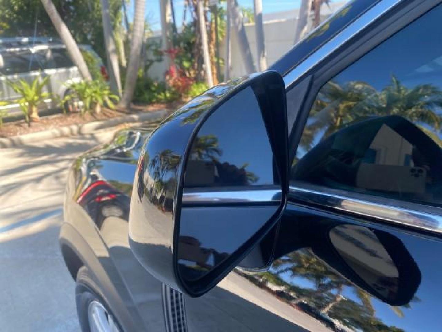 2008 Black Onyx /Tan Saturn VUE XE 1 OWNER FL LOW MILES 56,371 (3GSCL33P28S) with an Ecotec 2.4L 4-Cyl MFI Engine engine, Automatic transmission, located at 4701 North Dixie Hwy, Pompano Beach, FL, 33064, (954) 422-2889, 26.240938, -80.123474 - OUR WEBPAGE FLORIDACARS1.COM HAS OVER 100 PHOTOS AND FREE CARFAX LINK 2008 SATURN VUE XE VIN: 3GSCL33P28S503617 3 G S C L 3 3 P 2 8 S 5 0 3 6 1 7 4 DOOR WAGON/SPORT UTILITY 2.4L I4 F 26 MPG GASOLINE FRONT WHEEL DRIVE Top Features Alloy Wheels Cloth Seats Satellite Radio Ready Basic Features ABS Brak - Photo#28