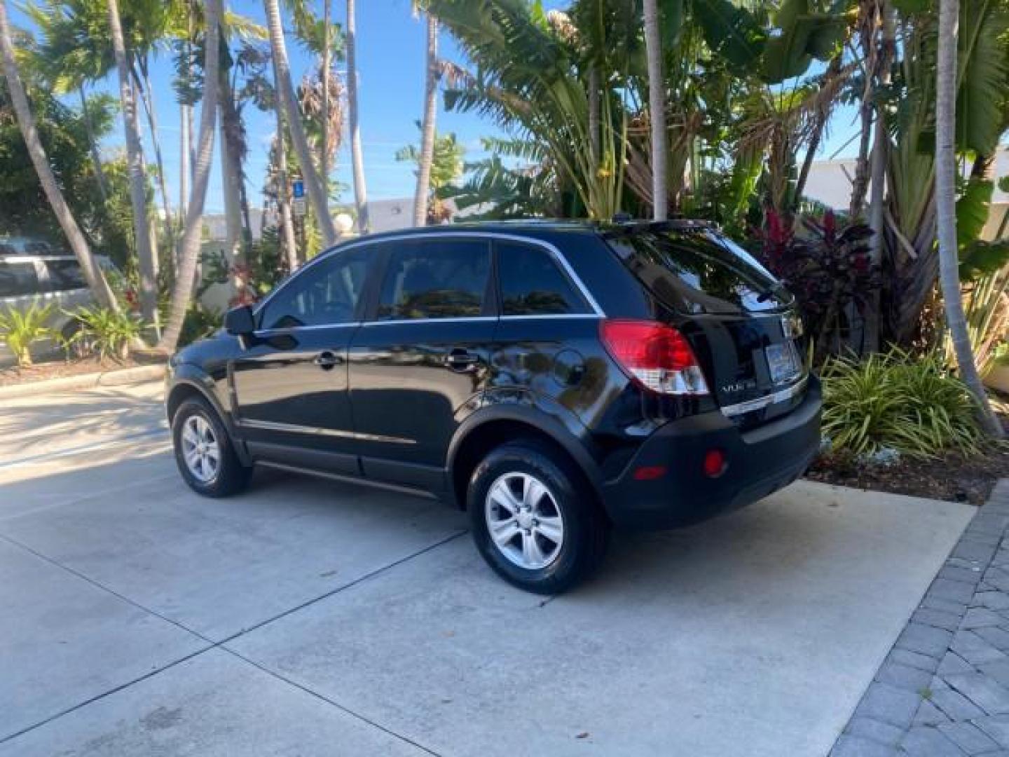 2008 Black Onyx /Tan Saturn VUE XE 1 OWNER FL LOW MILES 56,371 (3GSCL33P28S) with an Ecotec 2.4L 4-Cyl MFI Engine engine, Automatic transmission, located at 4701 North Dixie Hwy, Pompano Beach, FL, 33064, (954) 422-2889, 26.240938, -80.123474 - OUR WEBPAGE FLORIDACARS1.COM HAS OVER 100 PHOTOS AND FREE CARFAX LINK 2008 SATURN VUE XE VIN: 3GSCL33P28S503617 3 G S C L 3 3 P 2 8 S 5 0 3 6 1 7 4 DOOR WAGON/SPORT UTILITY 2.4L I4 F 26 MPG GASOLINE FRONT WHEEL DRIVE Top Features Alloy Wheels Cloth Seats Satellite Radio Ready Basic Features ABS Brak - Photo#5