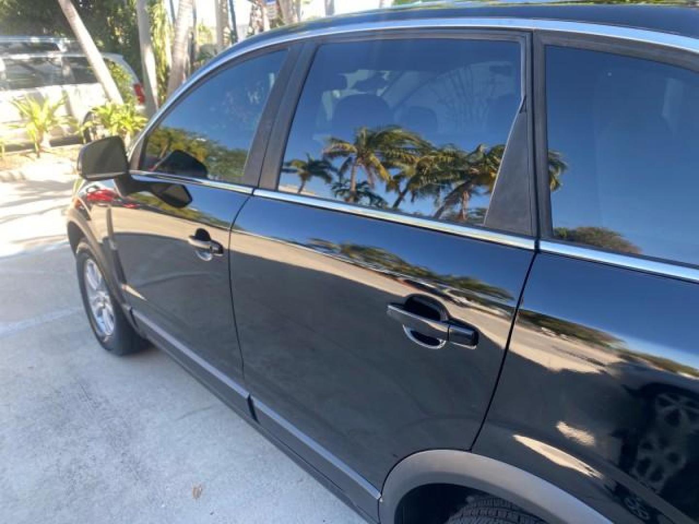 2008 Black Onyx /Tan Saturn VUE XE 1 OWNER FL LOW MILES 56,371 (3GSCL33P28S) with an Ecotec 2.4L 4-Cyl MFI Engine engine, Automatic transmission, located at 4701 North Dixie Hwy, Pompano Beach, FL, 33064, (954) 422-2889, 26.240938, -80.123474 - OUR WEBPAGE FLORIDACARS1.COM HAS OVER 100 PHOTOS AND FREE CARFAX LINK 2008 SATURN VUE XE VIN: 3GSCL33P28S503617 3 G S C L 3 3 P 2 8 S 5 0 3 6 1 7 4 DOOR WAGON/SPORT UTILITY 2.4L I4 F 26 MPG GASOLINE FRONT WHEEL DRIVE Top Features Alloy Wheels Cloth Seats Satellite Radio Ready Basic Features ABS Brak - Photo#59