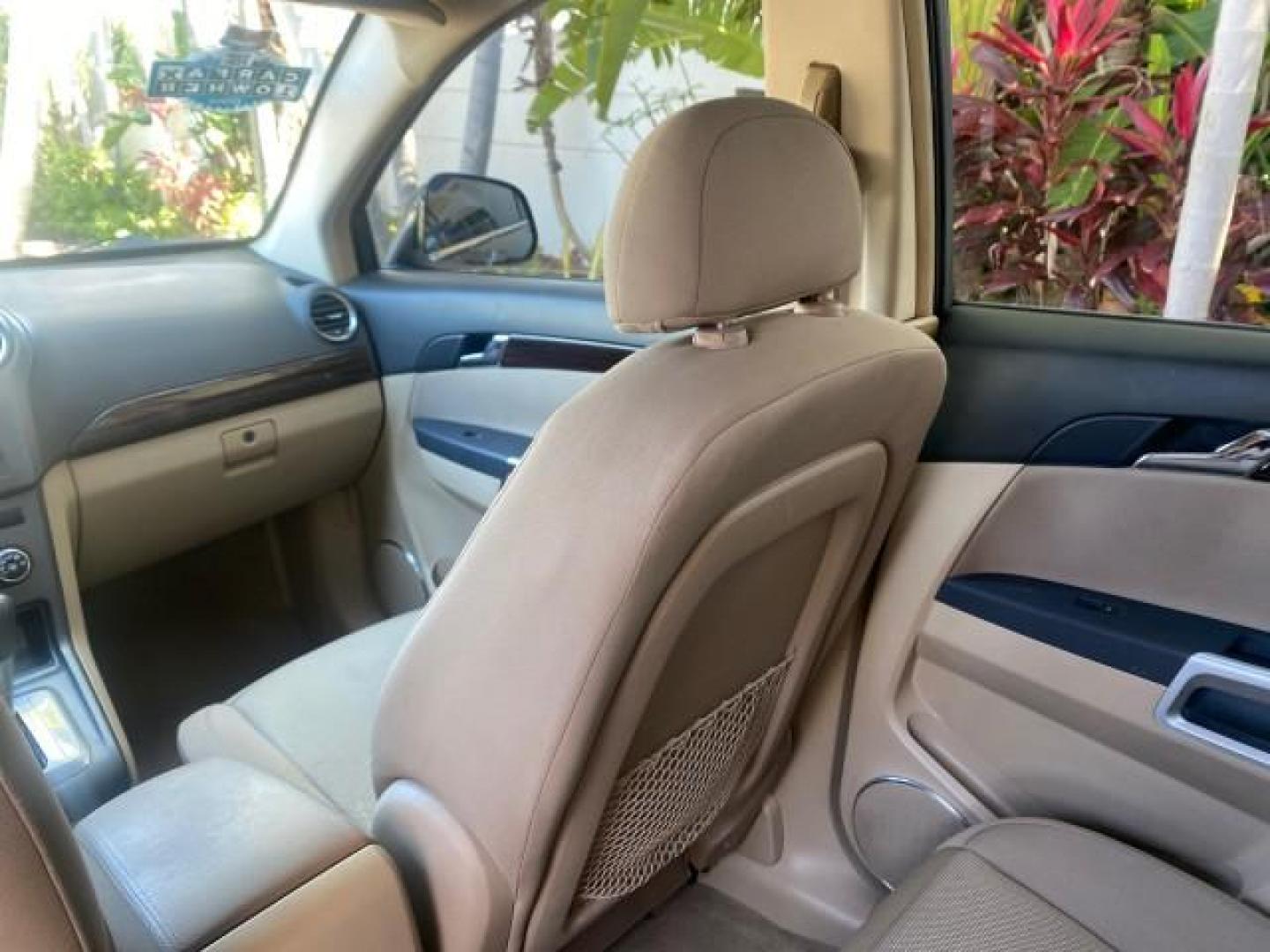 2008 Black Onyx /Tan Saturn VUE XE 1 OWNER FL LOW MILES 56,371 (3GSCL33P28S) with an Ecotec 2.4L 4-Cyl MFI Engine engine, Automatic transmission, located at 4701 North Dixie Hwy, Pompano Beach, FL, 33064, (954) 422-2889, 26.240938, -80.123474 - OUR WEBPAGE FLORIDACARS1.COM HAS OVER 100 PHOTOS AND FREE CARFAX LINK 2008 SATURN VUE XE VIN: 3GSCL33P28S503617 3 G S C L 3 3 P 2 8 S 5 0 3 6 1 7 4 DOOR WAGON/SPORT UTILITY 2.4L I4 F 26 MPG GASOLINE FRONT WHEEL DRIVE Top Features Alloy Wheels Cloth Seats Satellite Radio Ready Basic Features ABS Brak - Photo#70