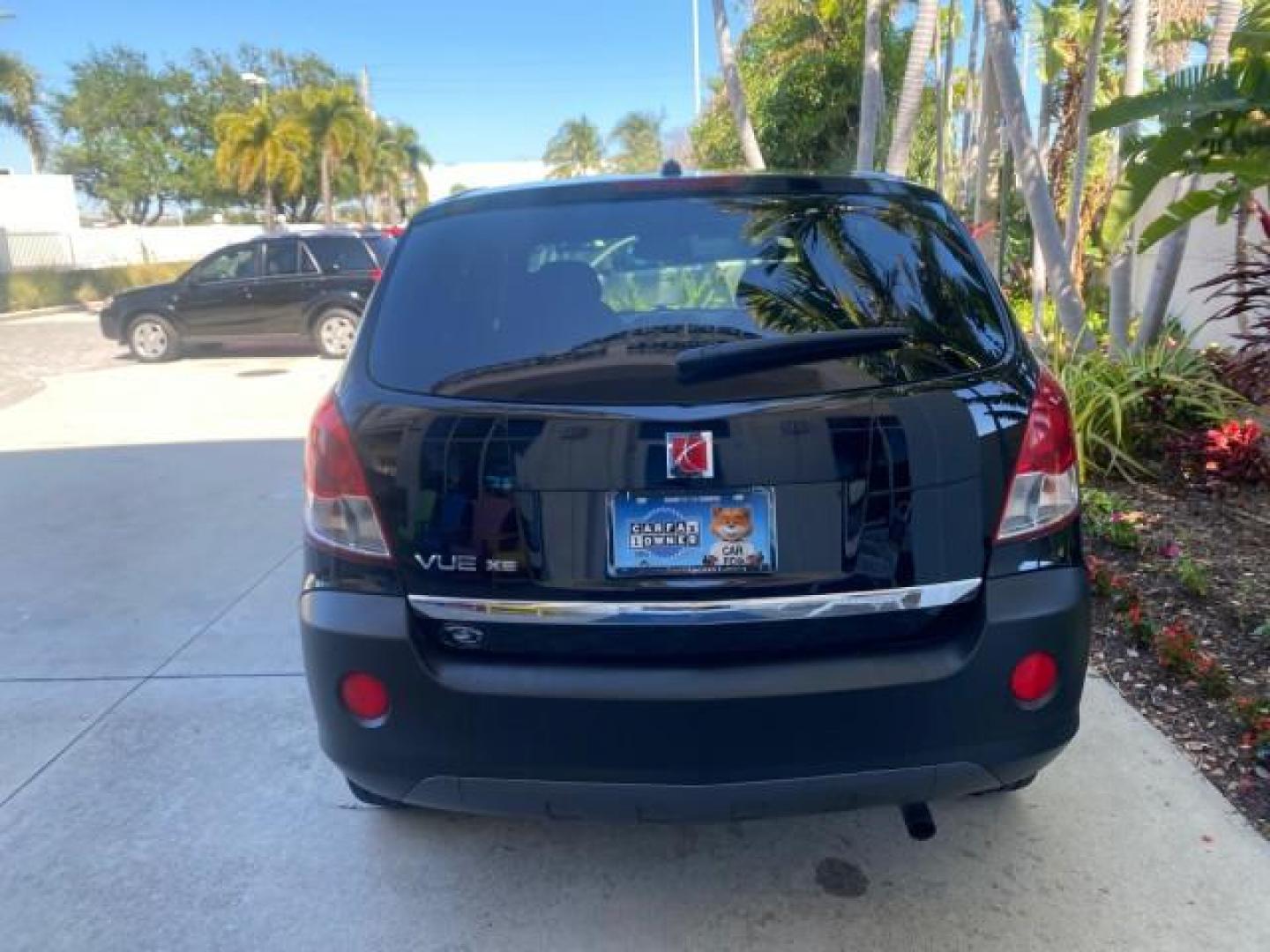 2008 Black Onyx /Tan Saturn VUE XE 1 OWNER FL LOW MILES 56,371 (3GSCL33P28S) with an Ecotec 2.4L 4-Cyl MFI Engine engine, Automatic transmission, located at 4701 North Dixie Hwy, Pompano Beach, FL, 33064, (954) 422-2889, 26.240938, -80.123474 - OUR WEBPAGE FLORIDACARS1.COM HAS OVER 100 PHOTOS AND FREE CARFAX LINK 2008 SATURN VUE XE VIN: 3GSCL33P28S503617 3 G S C L 3 3 P 2 8 S 5 0 3 6 1 7 4 DOOR WAGON/SPORT UTILITY 2.4L I4 F 26 MPG GASOLINE FRONT WHEEL DRIVE Top Features Alloy Wheels Cloth Seats Satellite Radio Ready Basic Features ABS Brak - Photo#78