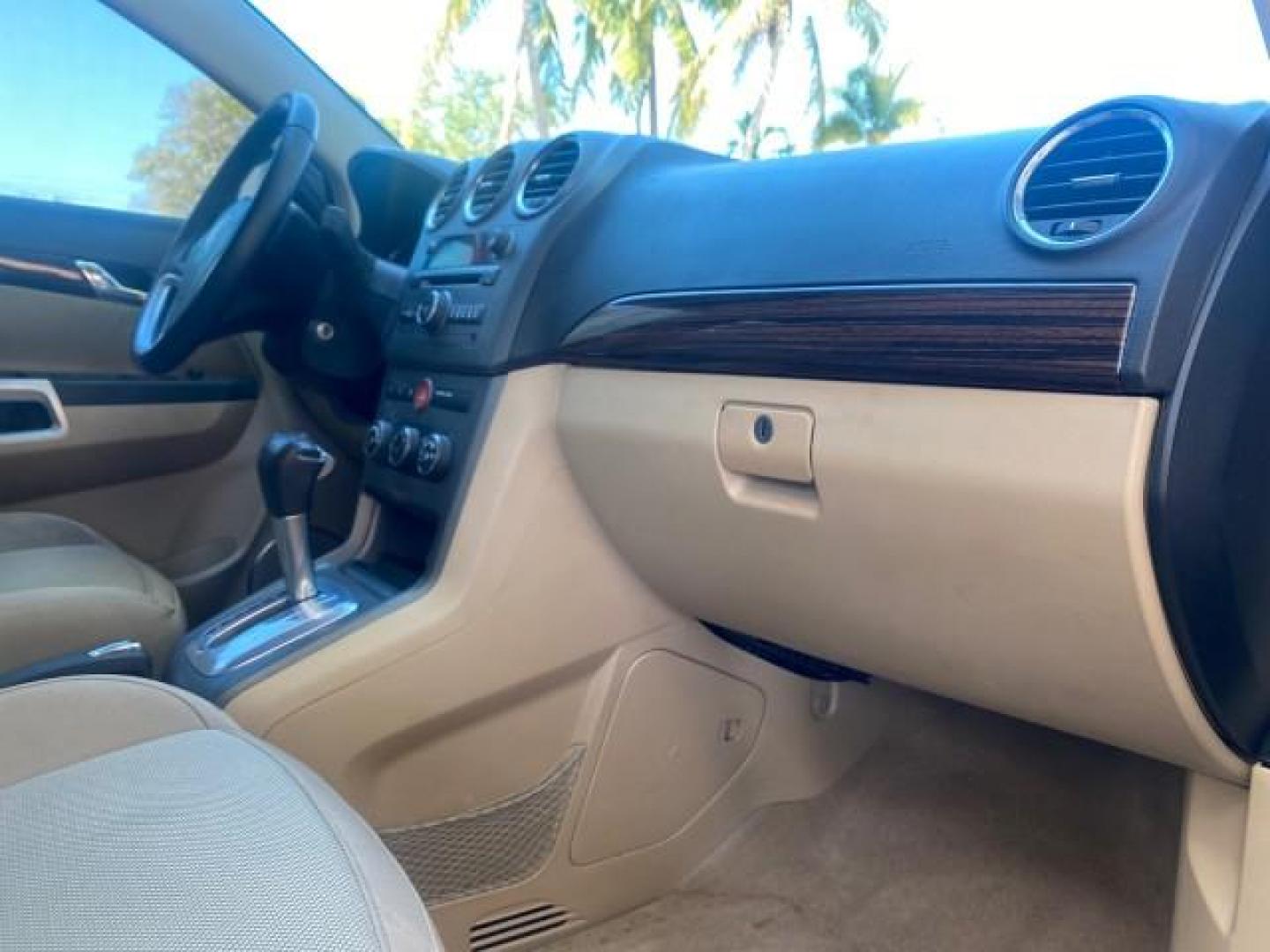 2008 Black Onyx /Tan Saturn VUE XE 1 OWNER FL LOW MILES 56,371 (3GSCL33P28S) with an Ecotec 2.4L 4-Cyl MFI Engine engine, Automatic transmission, located at 4701 North Dixie Hwy, Pompano Beach, FL, 33064, (954) 422-2889, 26.240938, -80.123474 - OUR WEBPAGE FLORIDACARS1.COM HAS OVER 100 PHOTOS AND FREE CARFAX LINK 2008 SATURN VUE XE VIN: 3GSCL33P28S503617 3 G S C L 3 3 P 2 8 S 5 0 3 6 1 7 4 DOOR WAGON/SPORT UTILITY 2.4L I4 F 26 MPG GASOLINE FRONT WHEEL DRIVE Top Features Alloy Wheels Cloth Seats Satellite Radio Ready Basic Features ABS Brak - Photo#98