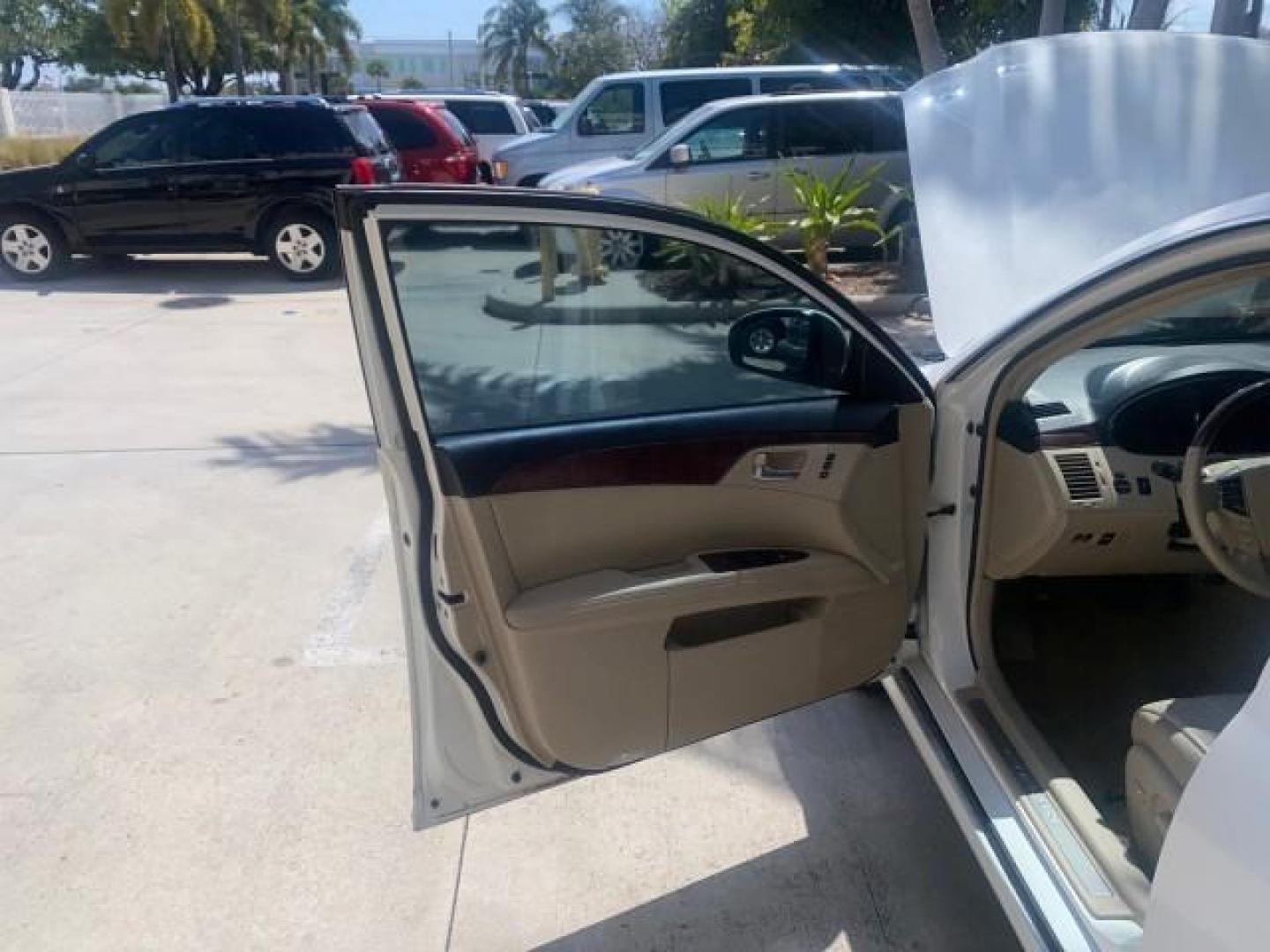 2011 Blizzard Pearl /Ivory Toyota Avalon Sunroof Limited low miles 69,373 1 FL (4T1BK3DB8BU) with an 3.5L DOHC EFI 24-Valve V6 Engine engine, Automatic transmission, located at 4701 North Dixie Hwy, Pompano Beach, FL, 33064, (954) 422-2889, 26.240938, -80.123474 - OUR WEBPAGE FLORIDACARS1.COM HAS OVER 100 PHOTOS AND FREE CARFAX LINK 2011 TOYOTA AVALON LIMITED $ 36,435 NEW VIN: 4T1BK3DB8BU428356 4 T 1 B K 3 D B 8 B U 4 2 8 3 5 6 SEDAN 4 DR 3.5L V6 F DOHC 24V 29 mpg GASOLINE FRONT WHEEL DRIVE Top Features A/C Seat(s) Navigation System Alloy Wheels Power Hatch/D - Photo#9