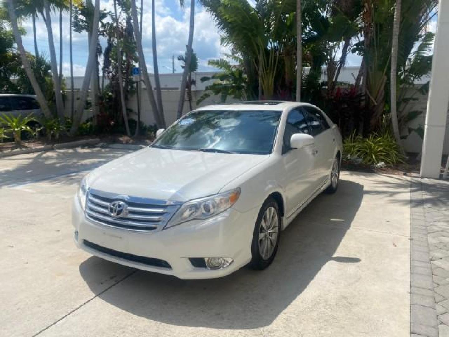 2011 Blizzard Pearl /Ivory Toyota Avalon Sunroof Limited low miles 69,373 1 FL (4T1BK3DB8BU) with an 3.5L DOHC EFI 24-Valve V6 Engine engine, Automatic transmission, located at 4701 North Dixie Hwy, Pompano Beach, FL, 33064, (954) 422-2889, 26.240938, -80.123474 - OUR WEBPAGE FLORIDACARS1.COM HAS OVER 100 PHOTOS AND FREE CARFAX LINK 2011 TOYOTA AVALON LIMITED $ 36,435 NEW VIN: 4T1BK3DB8BU428356 4 T 1 B K 3 D B 8 B U 4 2 8 3 5 6 SEDAN 4 DR 3.5L V6 F DOHC 24V 29 mpg GASOLINE FRONT WHEEL DRIVE Top Features A/C Seat(s) Navigation System Alloy Wheels Power Hatch/D - Photo#3